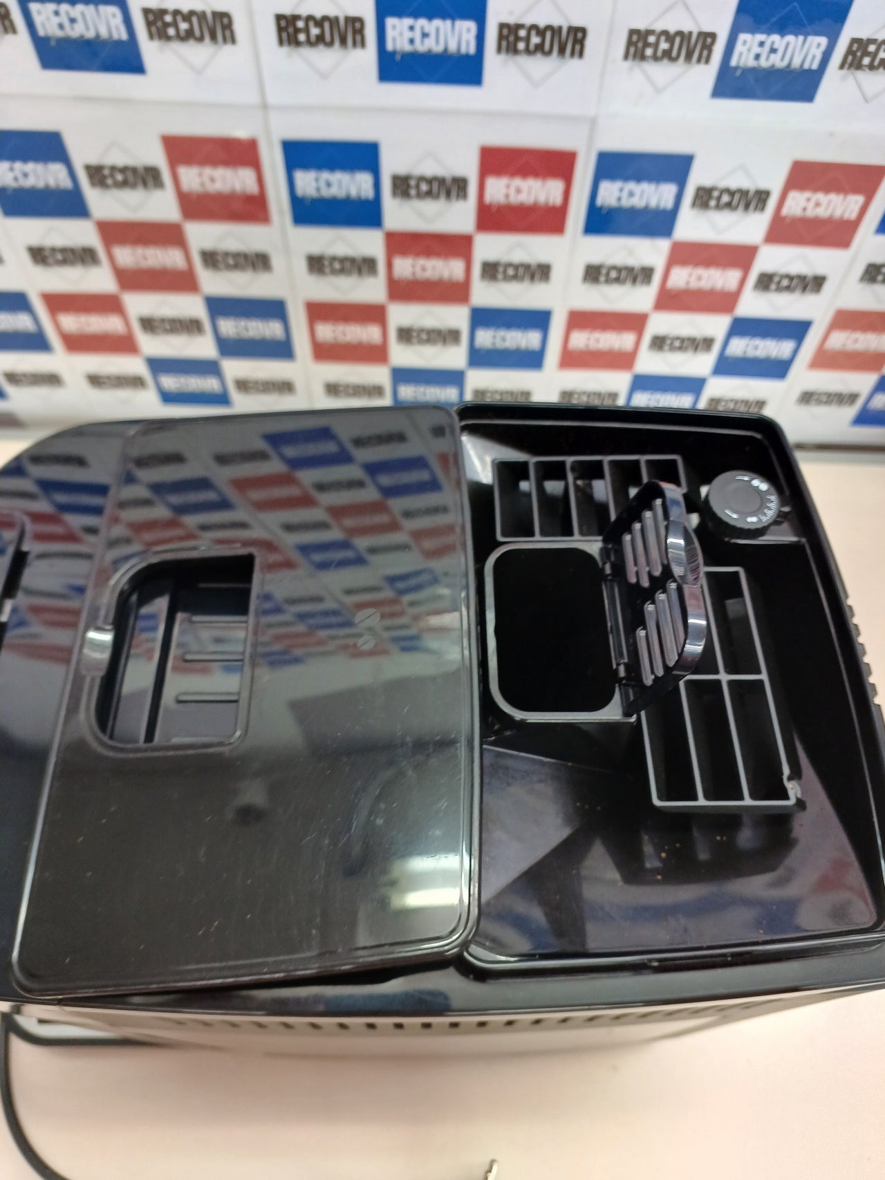 Cafetera superautomática con LatteCrema 4 bebidas one-touch - De'Longhi