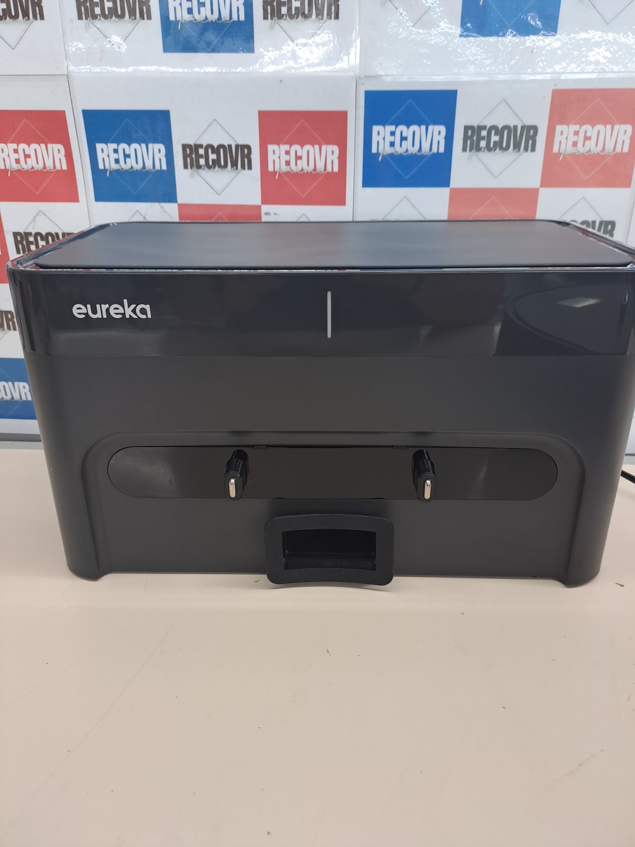 Robot aspirador Eureka E6 Plus