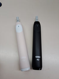Oral-B iO 2 pack de 2 cepillos eléctricos negro y rosa
