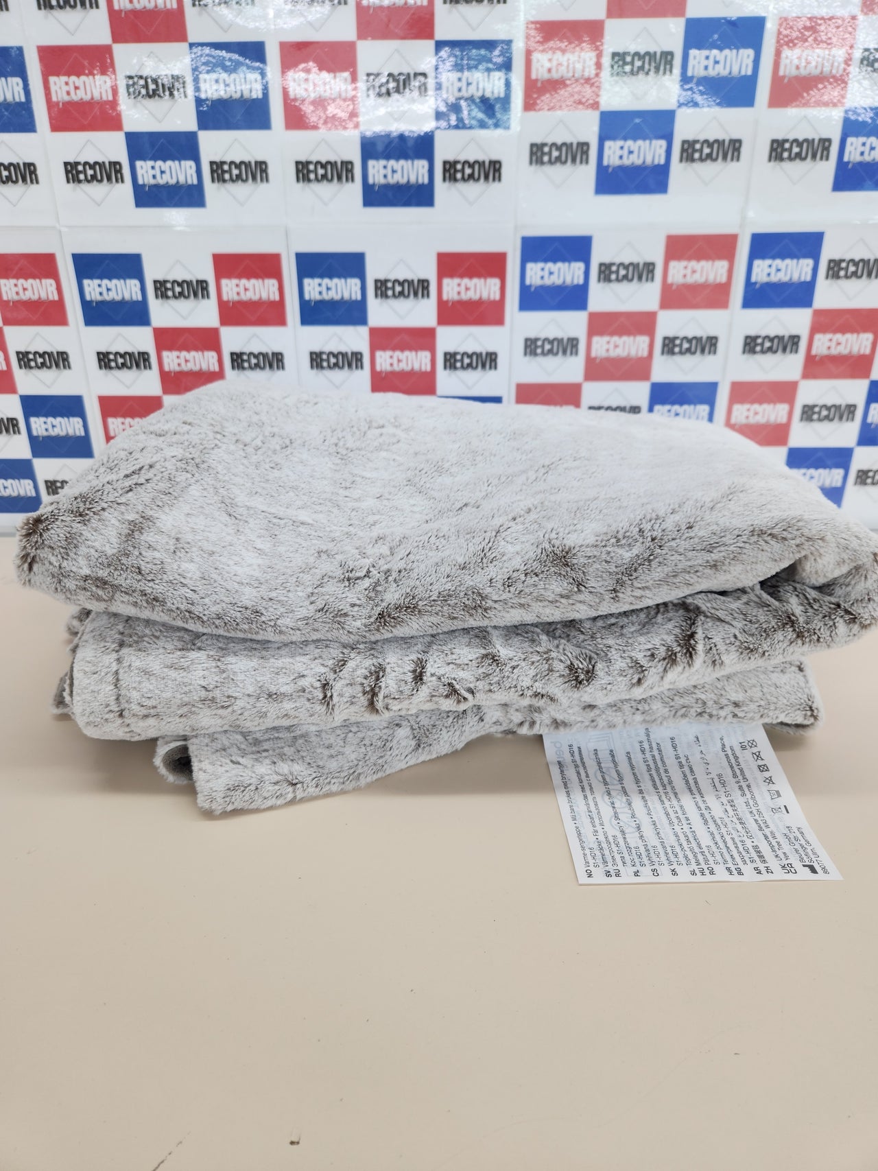 Beurer Manta térmica nórdica HD 150 XXL con apagado automático, 200 x 150 cm, 6 ajustes de temperatura, lavable a máquina, cómoda funda peluda