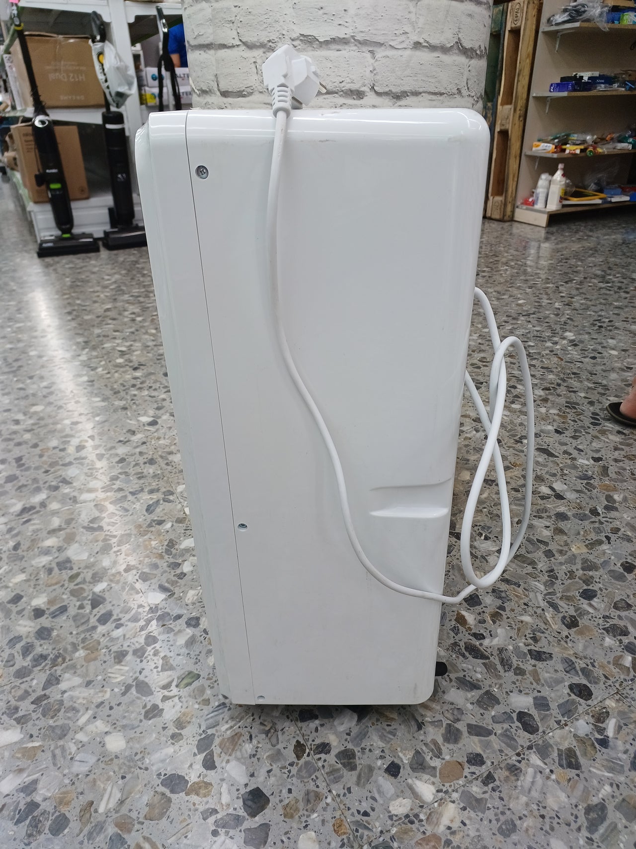 Aire acondicionado portátil Tristar AC‑5531 10500 BTU A