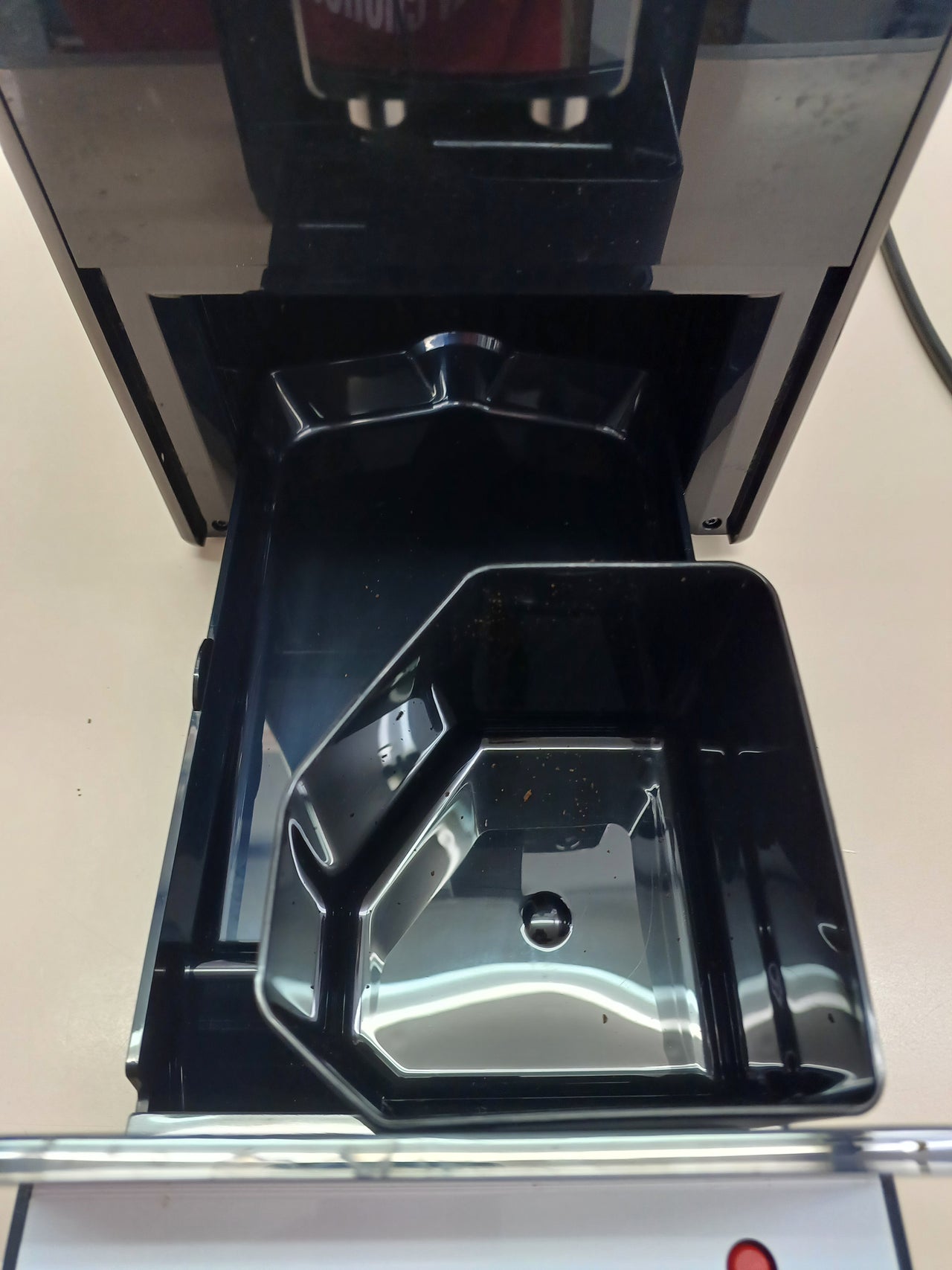 Cafetera superautomática con molinillo 15 bares – Melitta