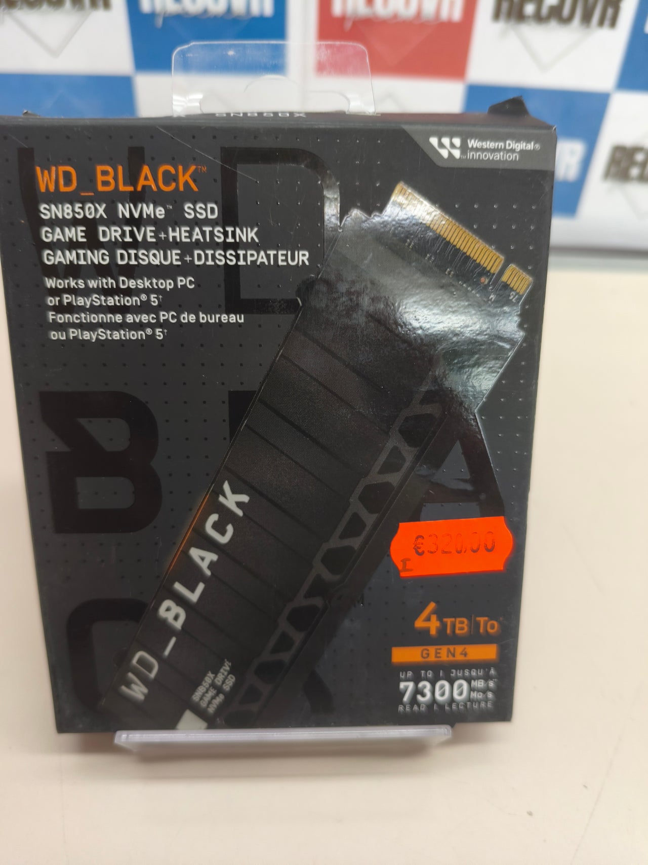 SSD gaming 4TB WD Black para PS5 y PC con disipador térmico