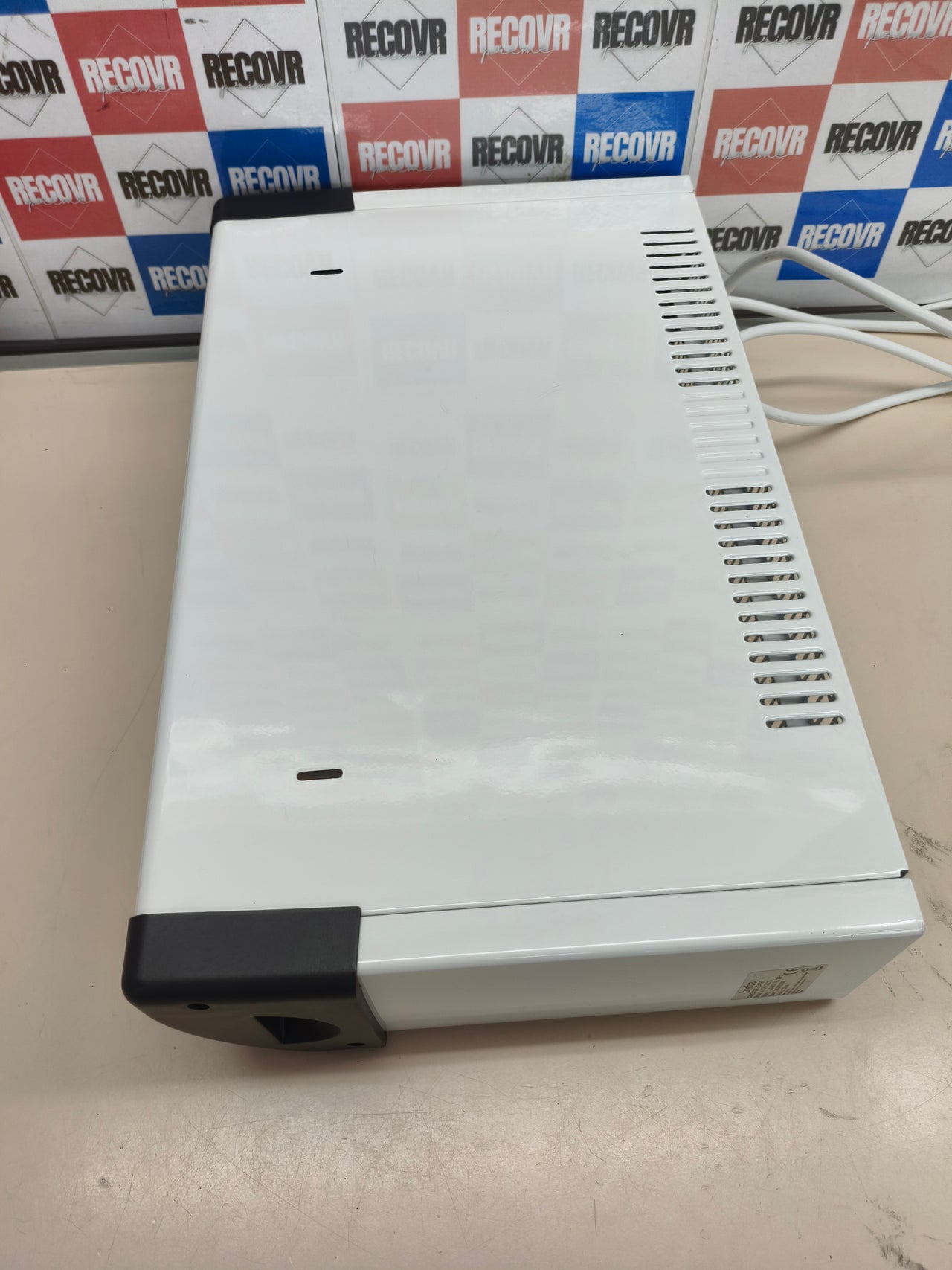 Radiador convector eléctrico Briebe 2000W