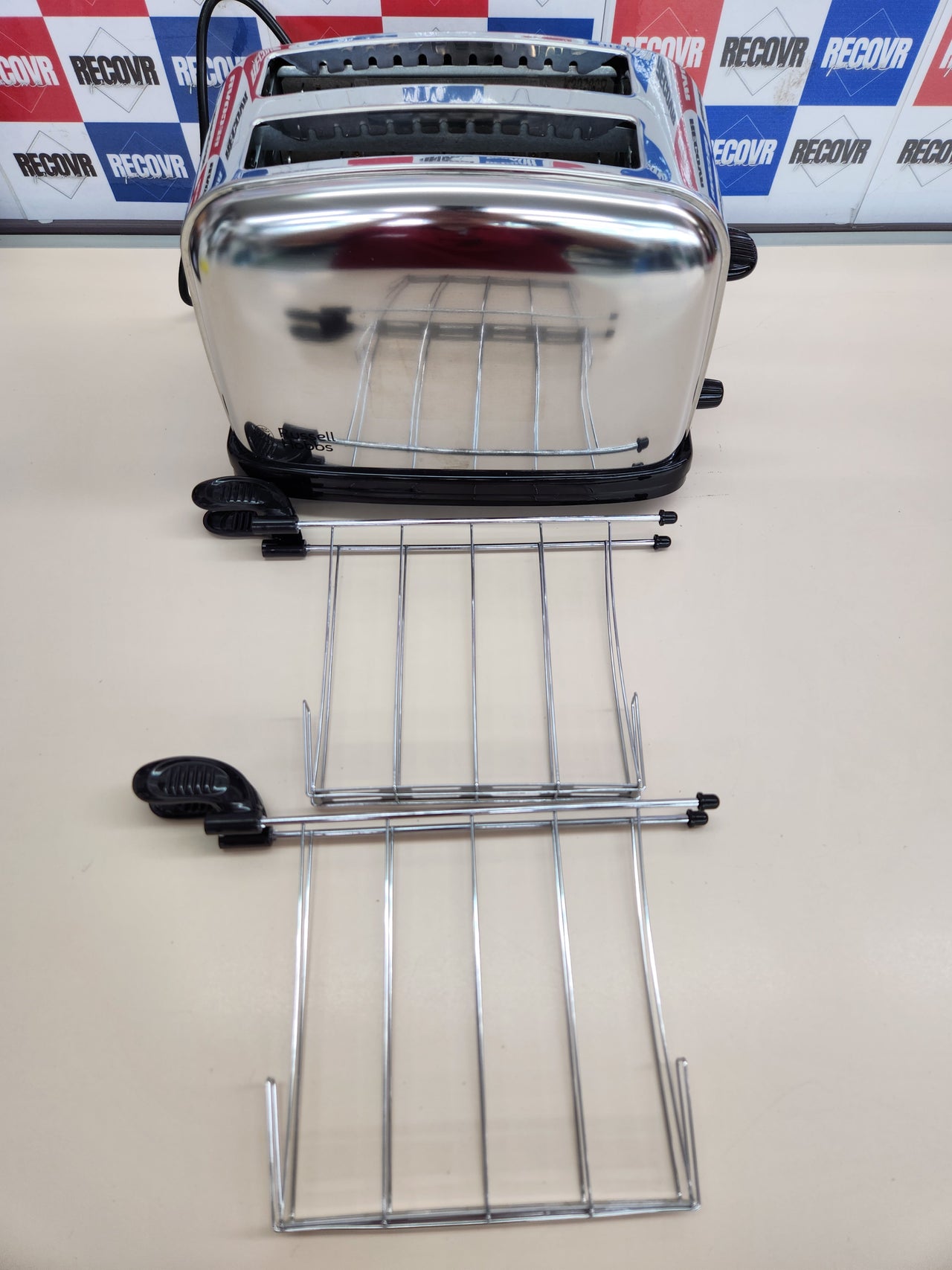 Tostadora 2 Rejillas para Sándwiches, 2 Ranuras Cortas y Anchas, Tostador para 2 Rebanadas, Bandeja Recogemigas, Función Cancelar y Descongelar, Acero Inox., Plata - 23310-57 Russell Hobbs Victory