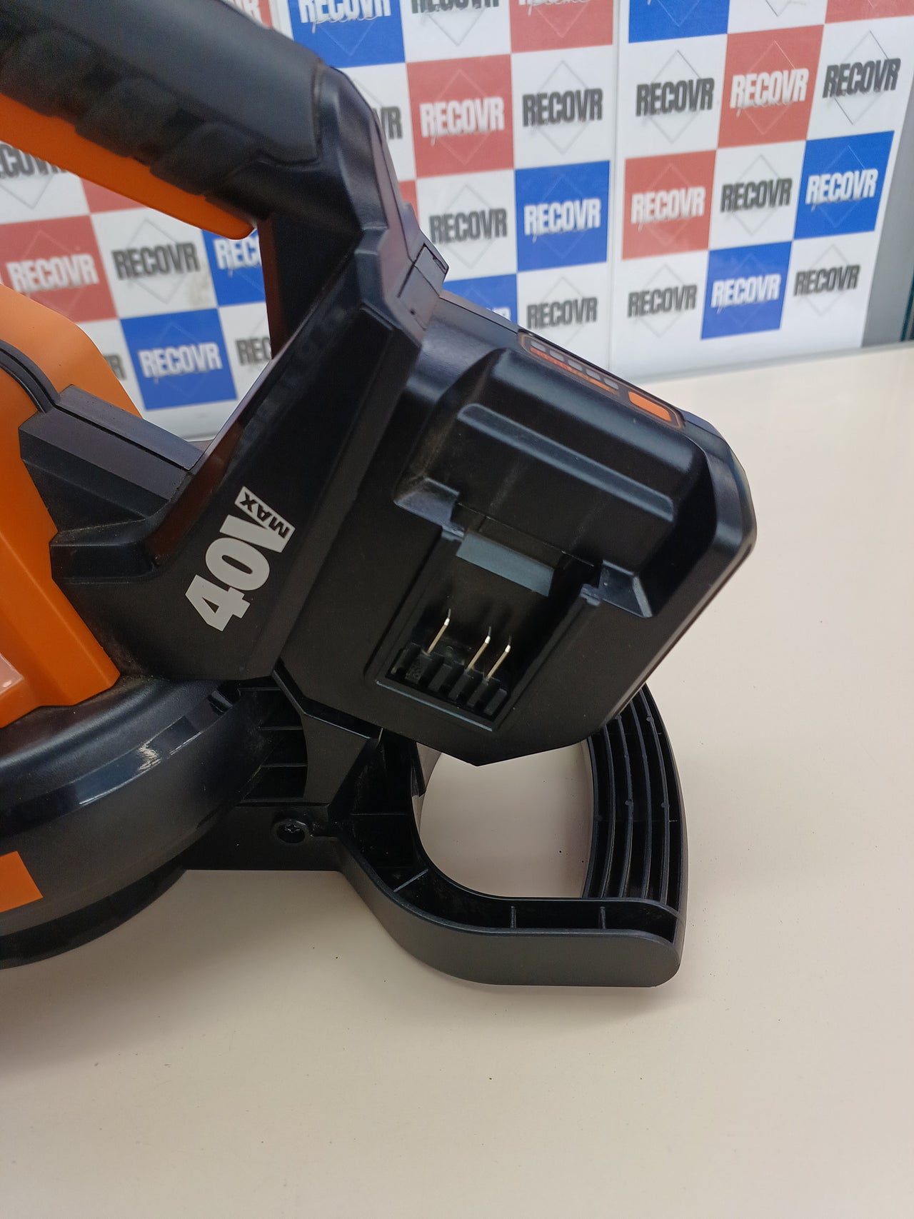 Aspirador de hojas 40V 2en1 35 L ligero – Worx