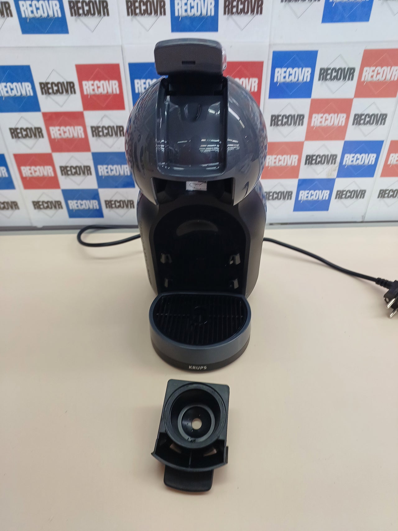 Cafetera cápsulas 15 bares fría/caliente 0,8 L - Krups