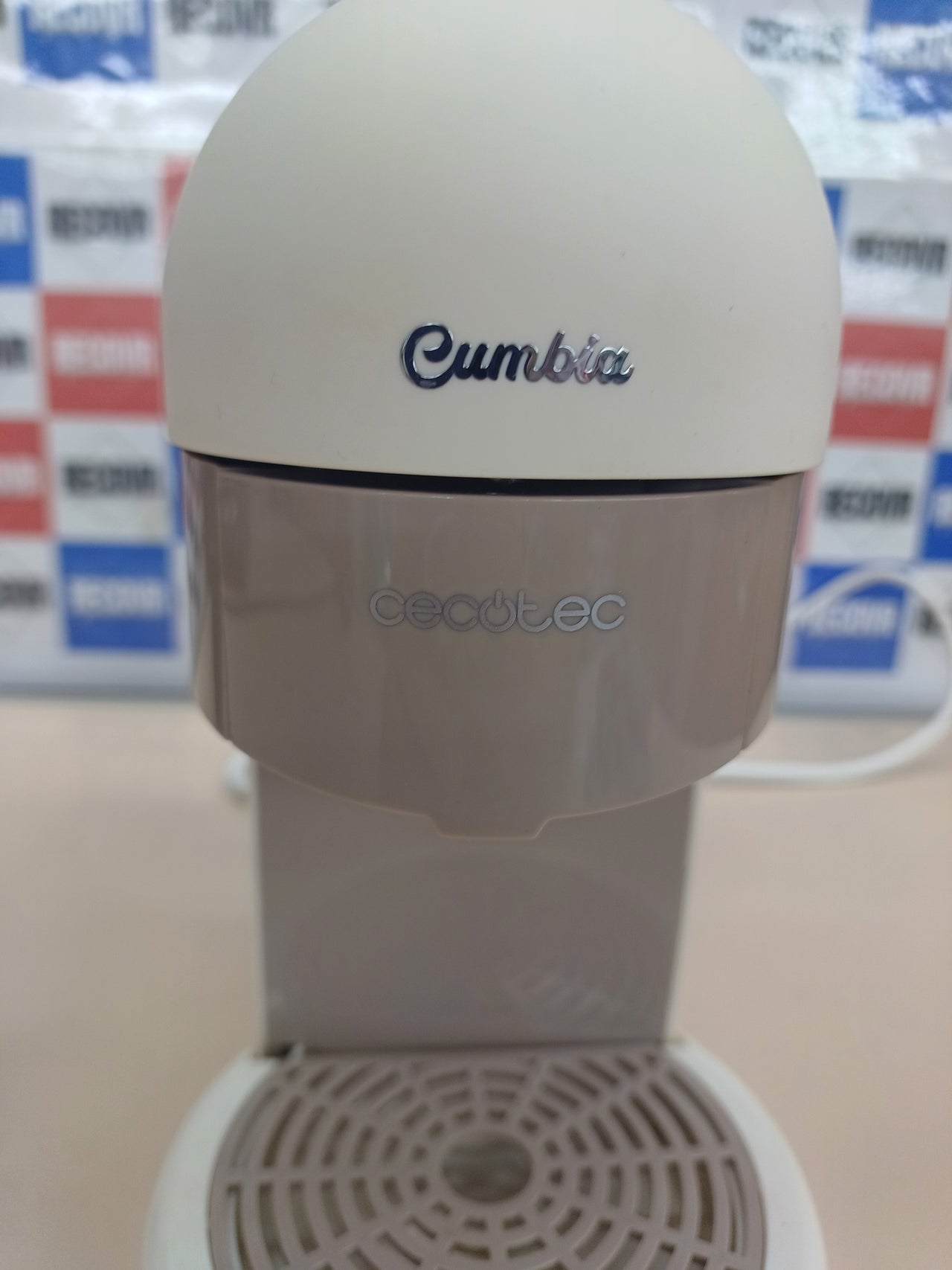 Cafetera 19 Bares 600ml Cecotec Capricciosa White