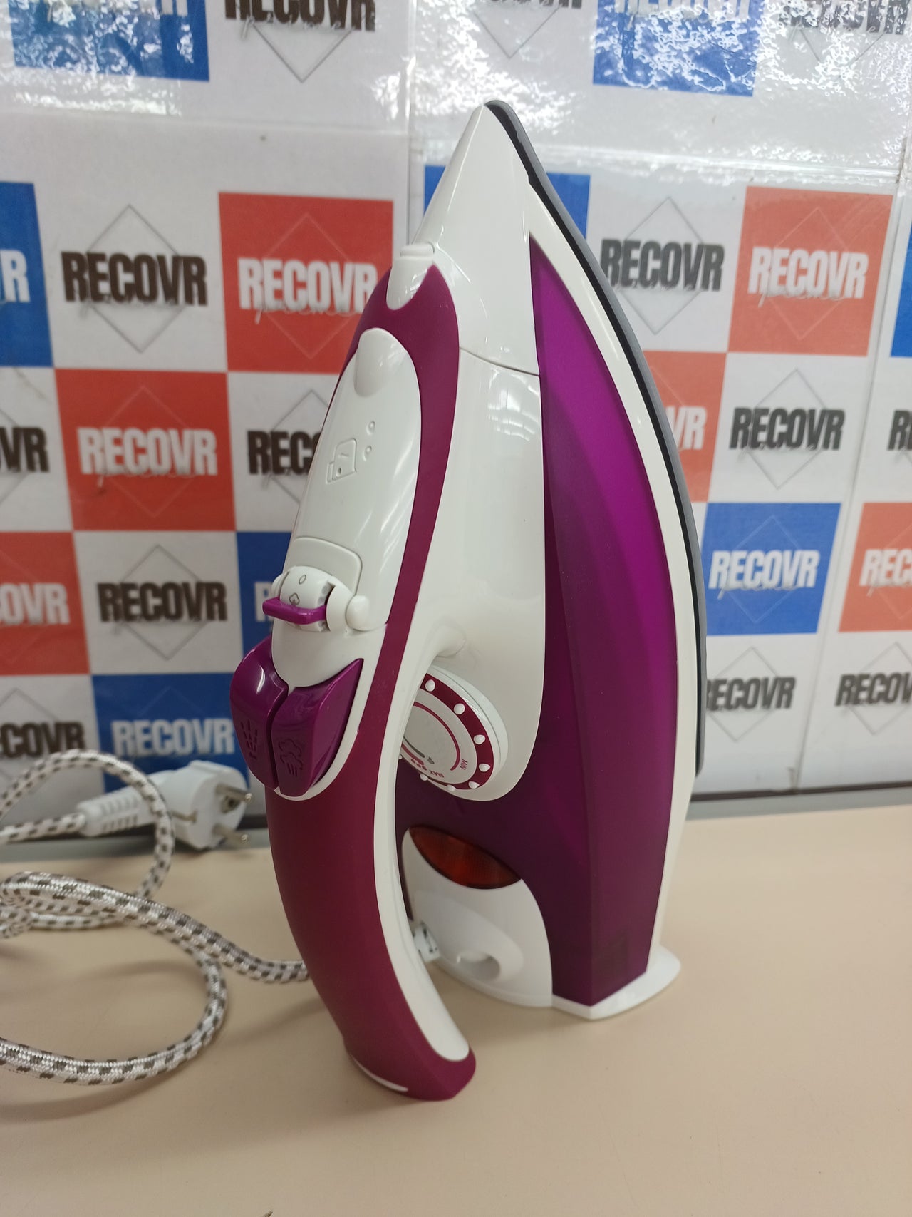 Plancha vapor 2400 W suela cerámica – Severin