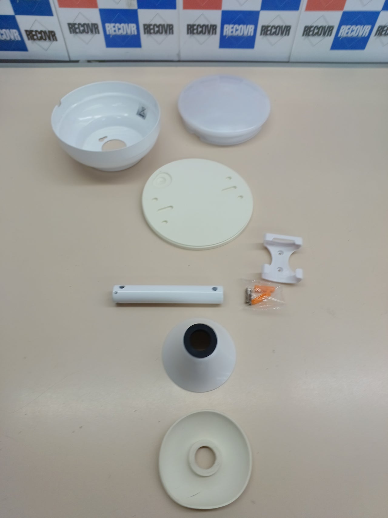 Ventilador techo 132 cm con luz 6 velocidades Reiga