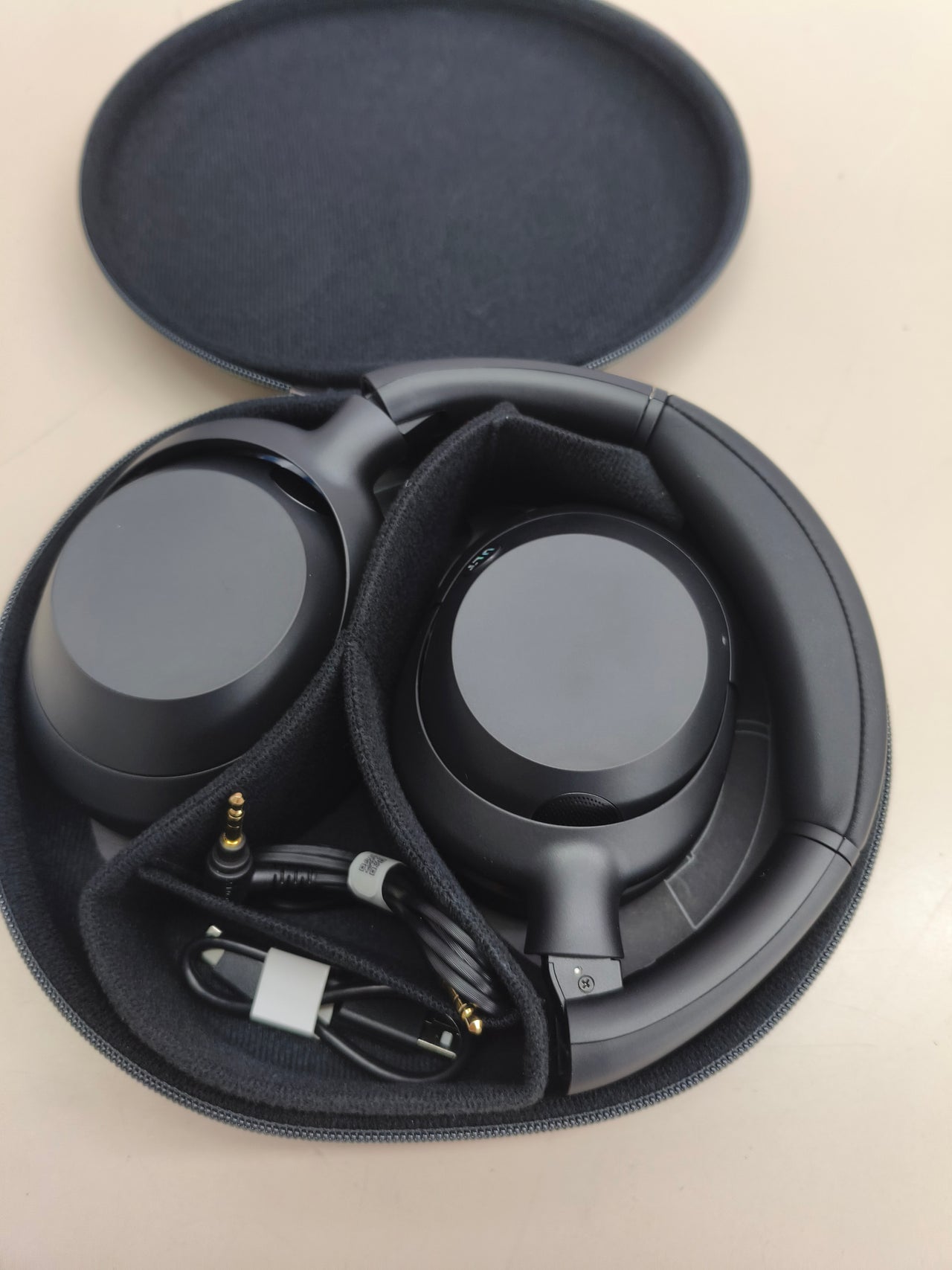 Sony ULT WEAR auriculares Bluetooth inalámbricos con cancelación de ruido