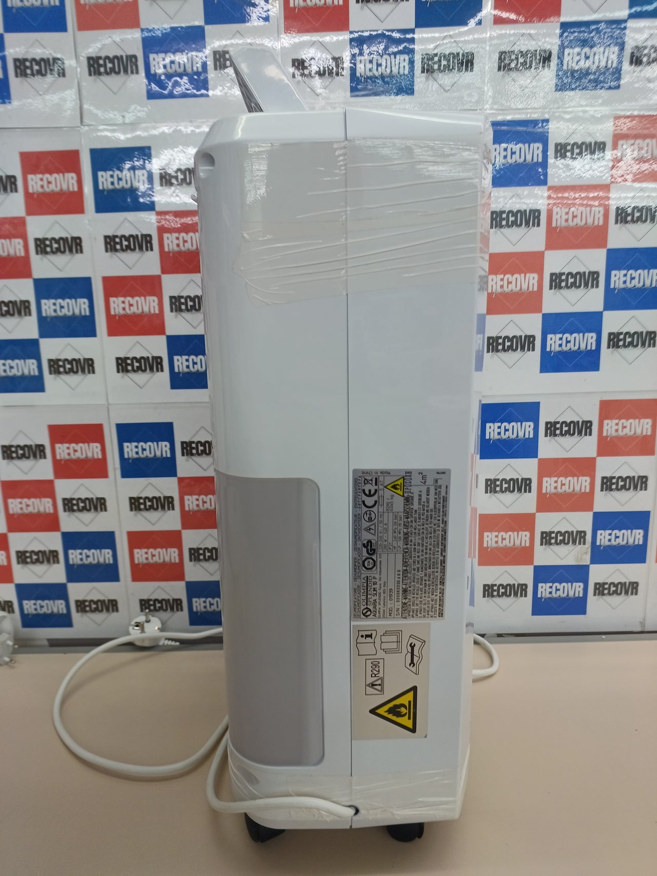 Deshumidificador 10 L/día Pure System 45 m³ Olimpia