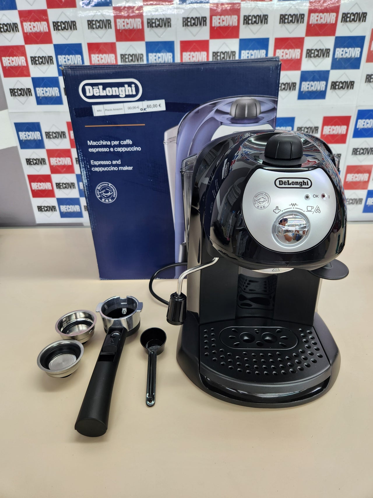 De'longhi EC201.CD.B - Cafetera de bomba tradicional (15 bar de presión, 2 tazas, café molido o filtros monodosis) negro