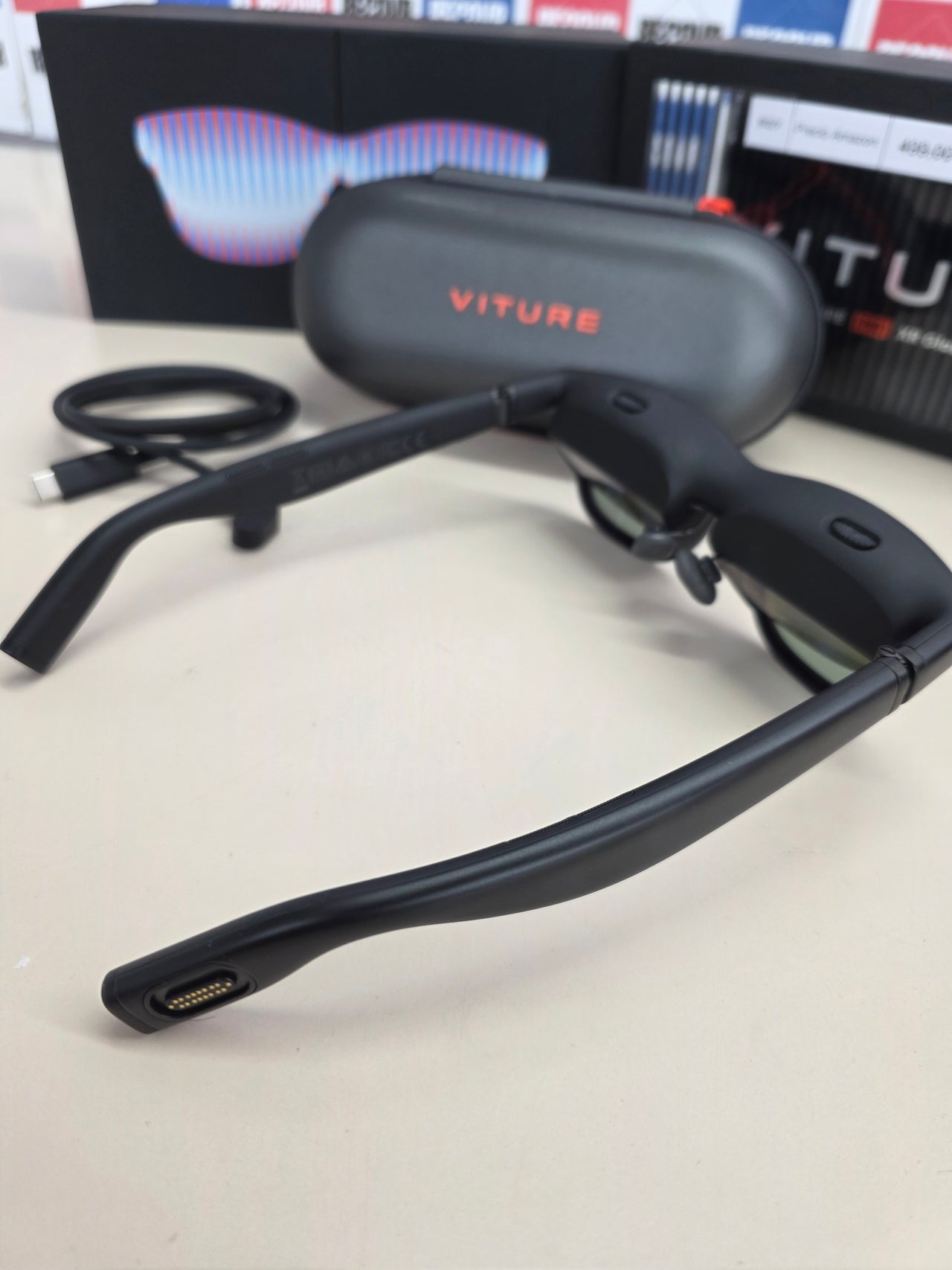 Gafas XR/AR pantalla de 135" 120Hz Viture Pro