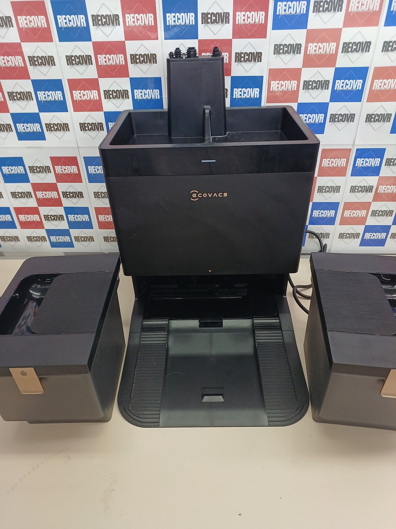 Robot aspirador 18000 Pa fregona agua caliente 75 °C Ecovacs