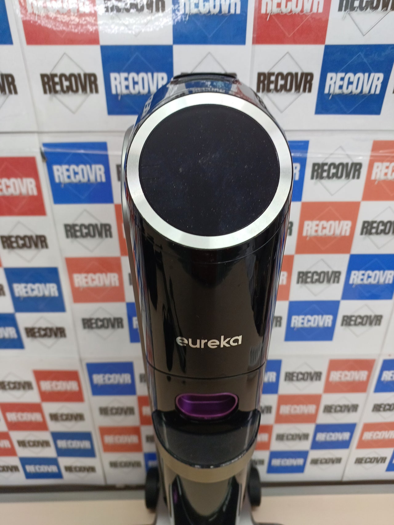 Aspiradora Fregadora Eureka RapidWash NEW630