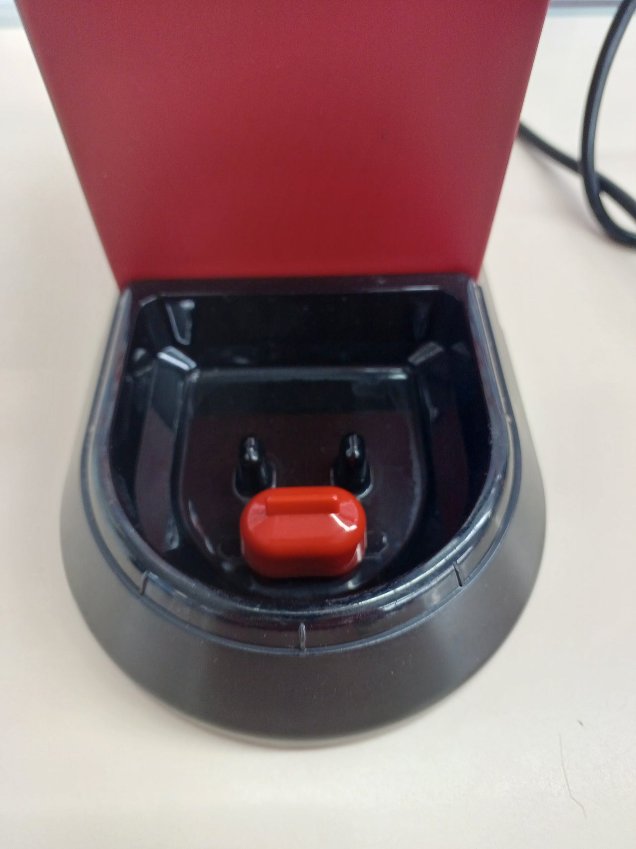 Cafetera espresso bomba acero 1,3 L roja - De'Longhia