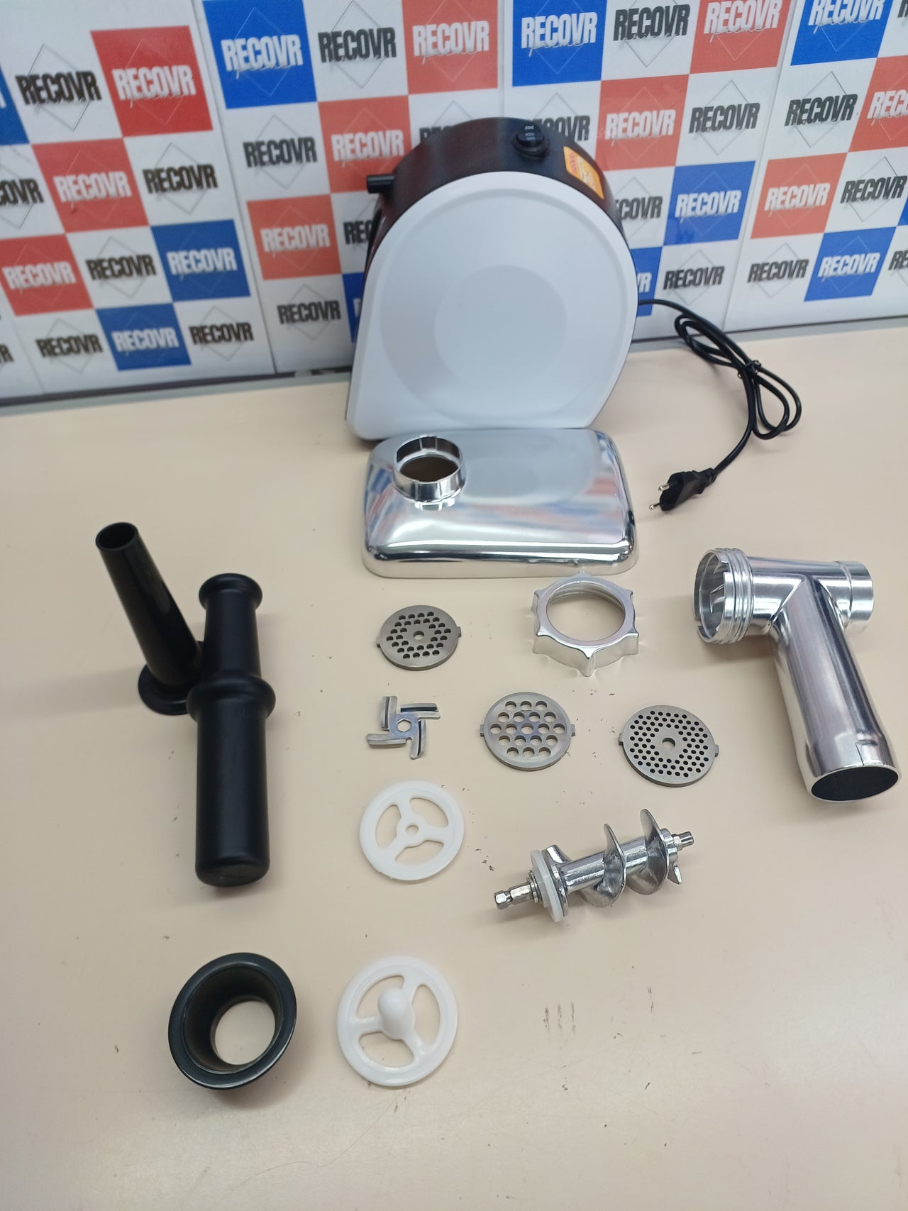 Picadora 2200 W con 3 placas y función embutir EDIHOME