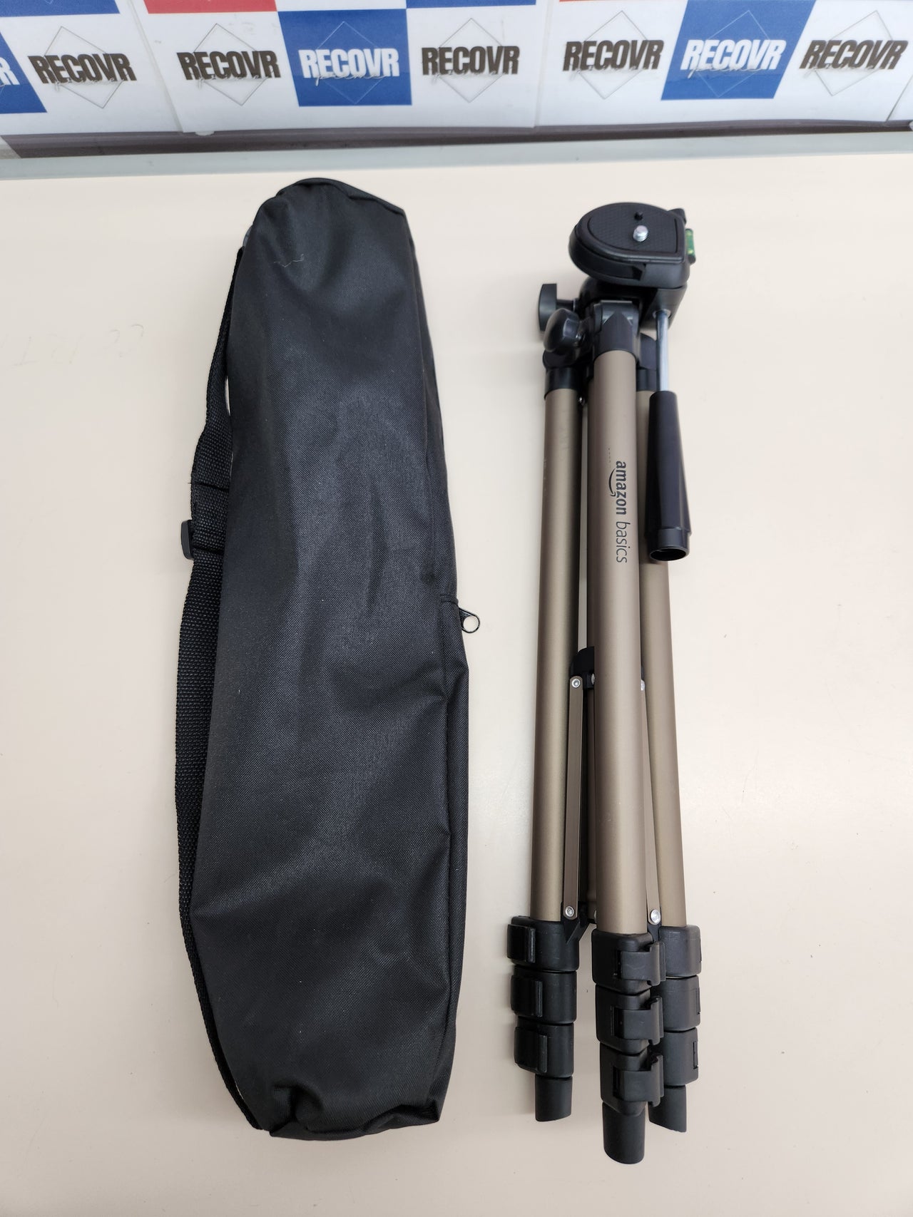 Trípode Ligero 127cm champán