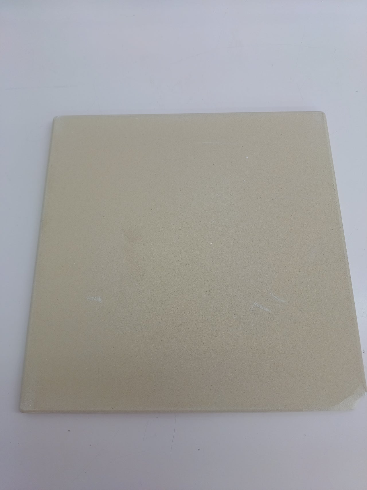 Piedra refractaria de cordierita 32cm x 32cm