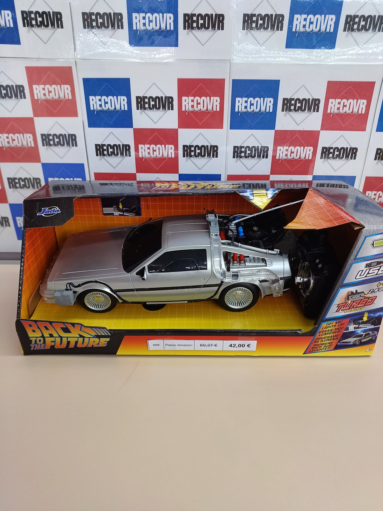 Delorean RC con turbo, luces, USB, desde 6 años.