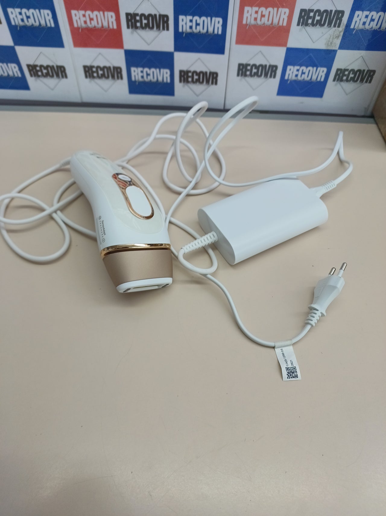 Depiladora IPL PL5137MN 4 cabezales blanco/dorado Braun