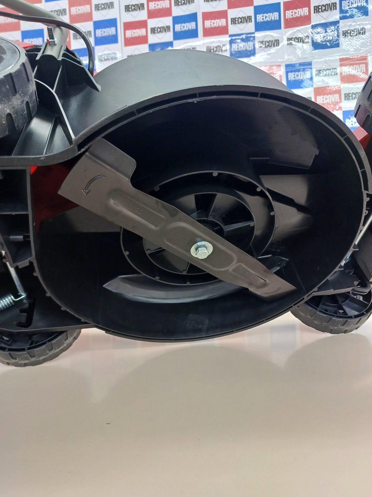 Cortacésped inalámbrico 32 cm 180 m² – Einhell