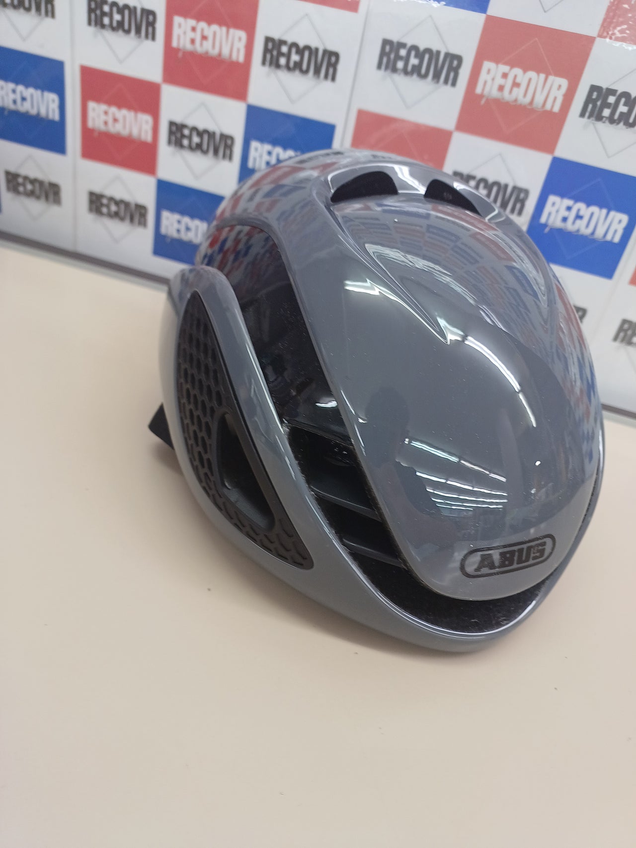 Casco talla M 52-58CM aerodinámico ventilado – ABUS GameChanger
