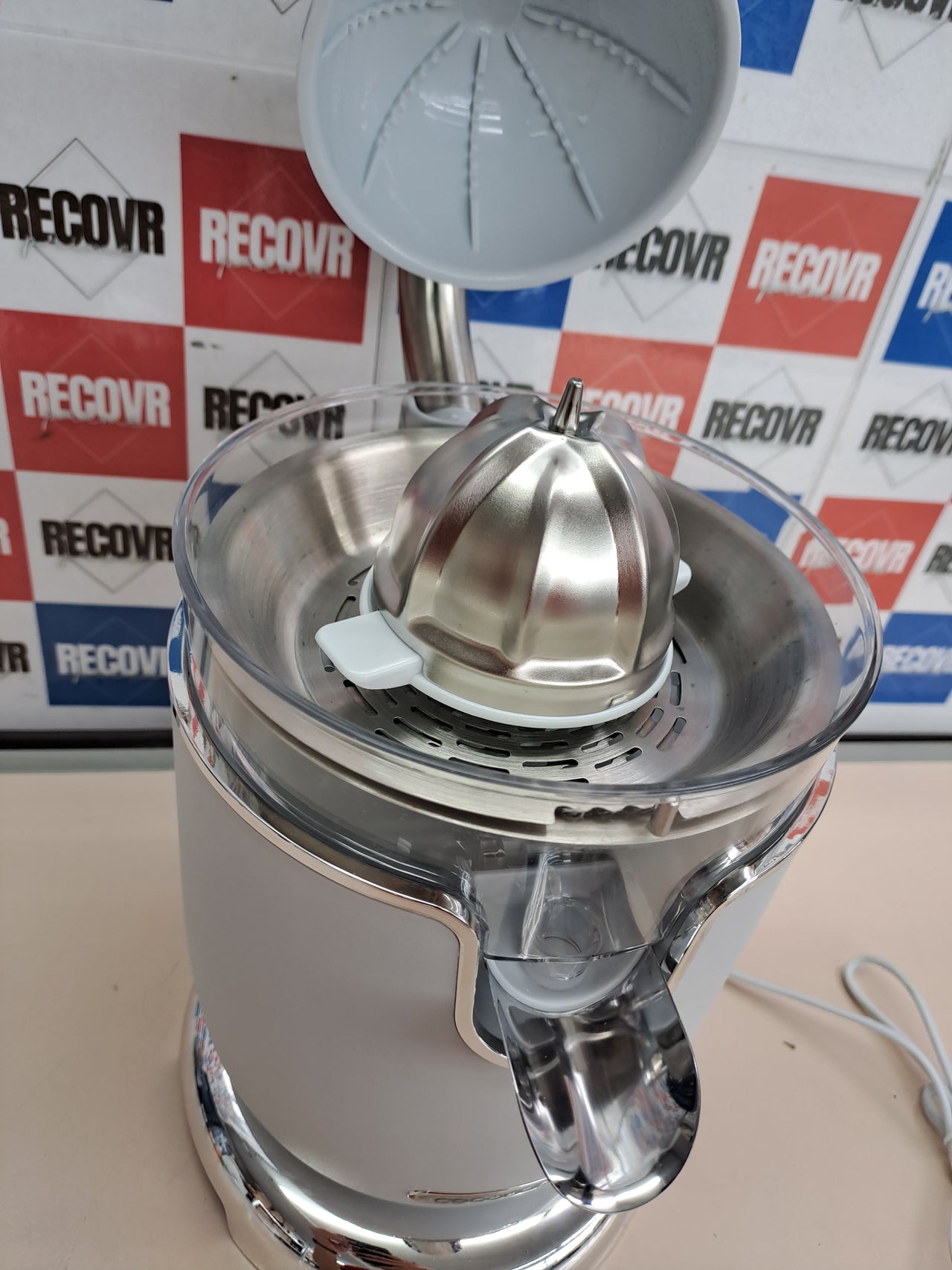 Exprimidor eléctrico brazo 1000 W acero inox – Cecotec