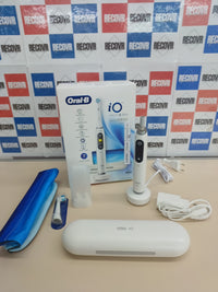 Thumbnail for Cepillo dental eléctrico iO9 blanco con estuche de viaje Oral-B