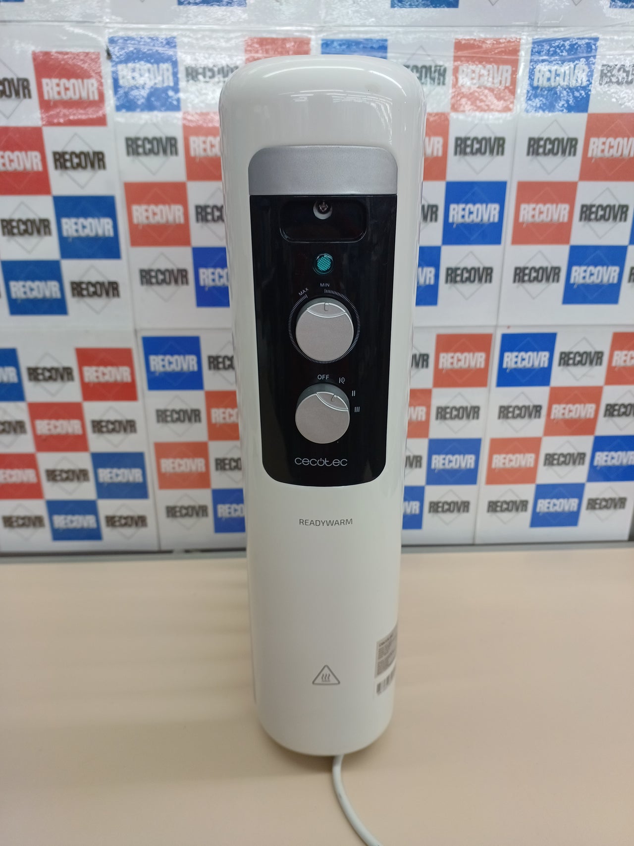 Radiador aceite 1500W 7 módulos bajo consumo - Cecotec