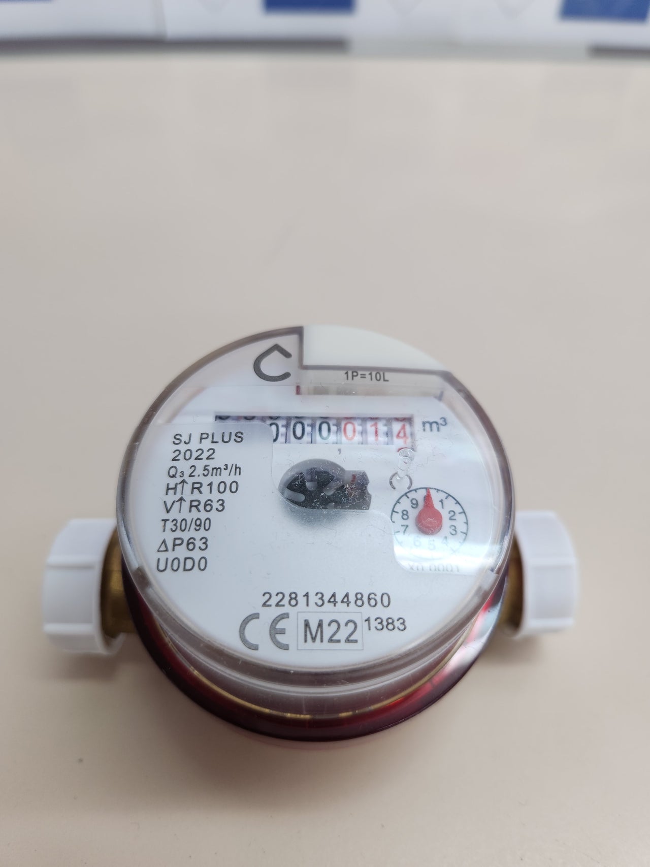 Medidor 15 mm  Agua Caliente SOMATHERM – Chorro Único, Rosca 20/27, Lectura 8 Dígitos, MID, Esfera Orientable, Sensor de Pulso