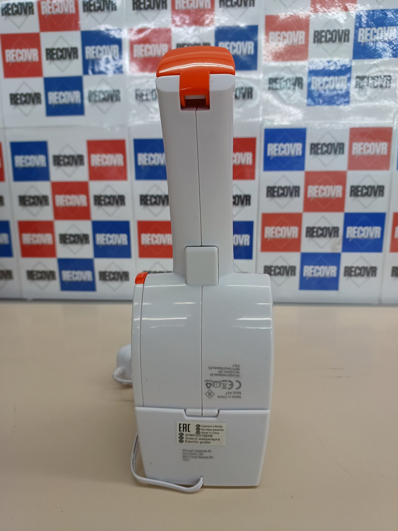Ariete 447 - Rallador Eléctrico Resistente al Agua, 120W, acero inoxidable, Permite rallar queso, pan y frutos secos, desmontable, batería integrada recargable con autonomía de 1000 h, blanco, naranja