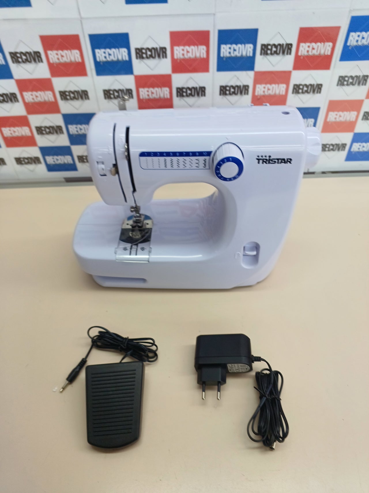 Máquina de coser 10 puntadas ligera principiantes Tristar