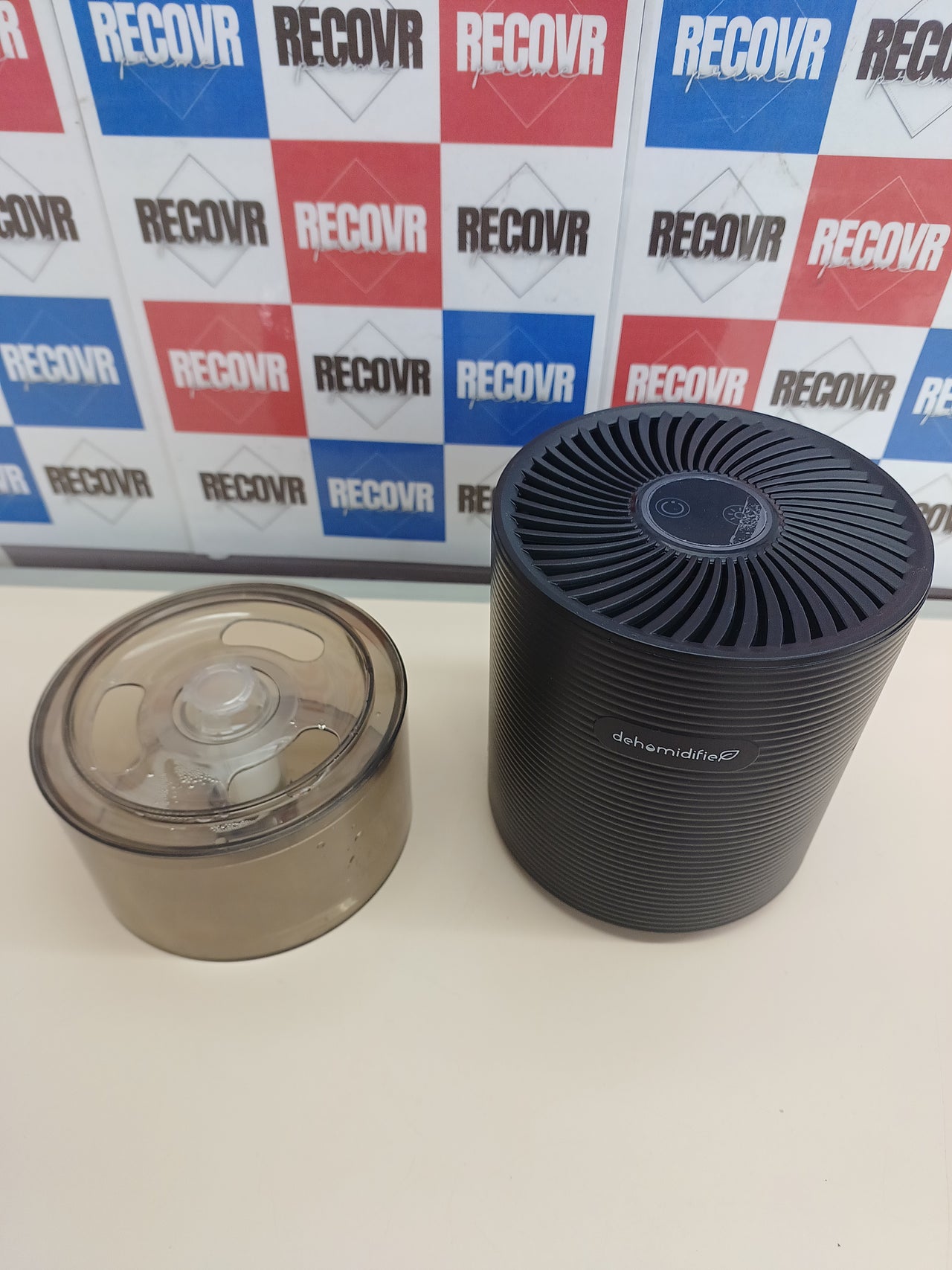 Deshumidificador portátil silencioso con LED VAZZIDEA