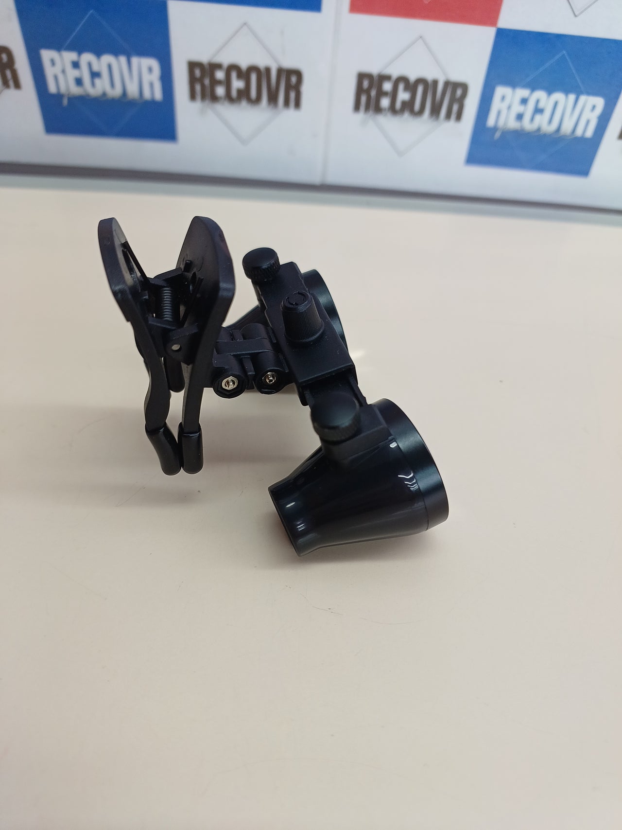Lupa Portátil 3,5X con Clip DY-110