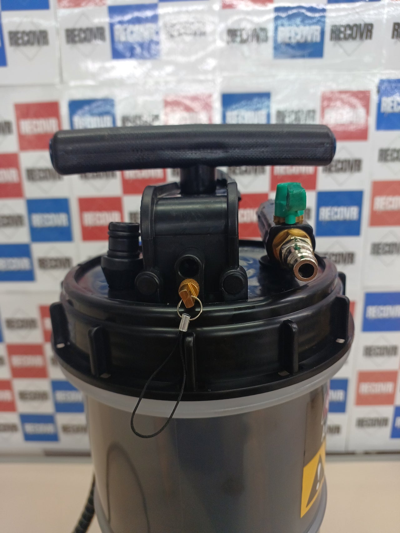 Bomba de succión de aceite 5.3 L manual y neumática Ouluto