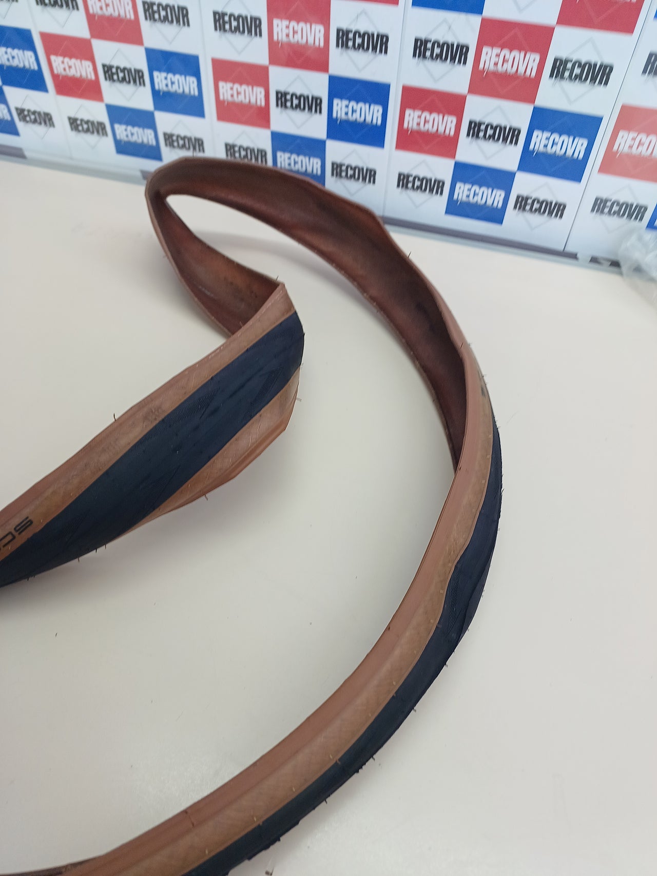 Neumático Schwalbe Pro One TLE EVO 700x30C