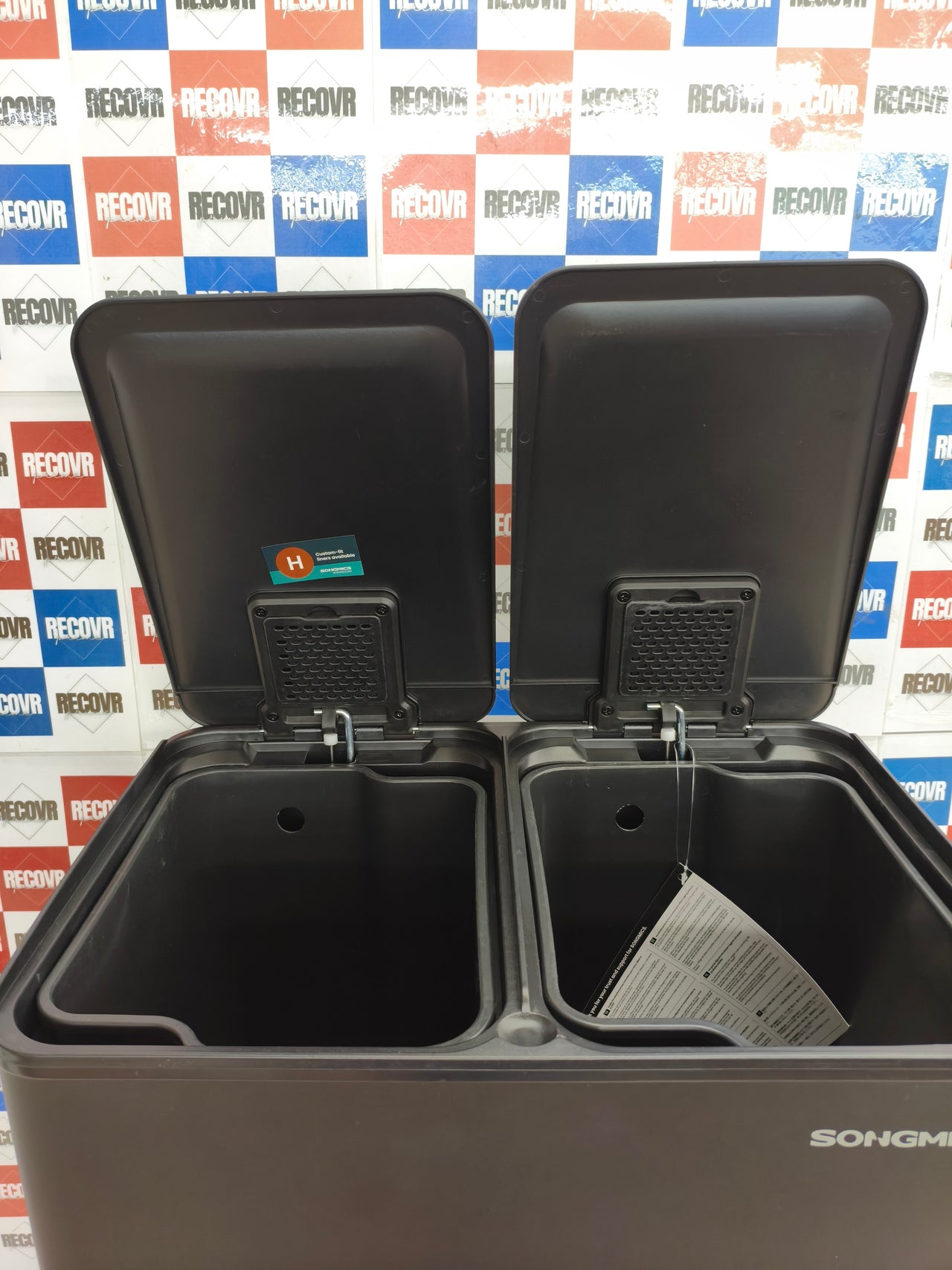 Cubo de basura de cocina SONGMICS 2x30 L con pedal y cierre suave