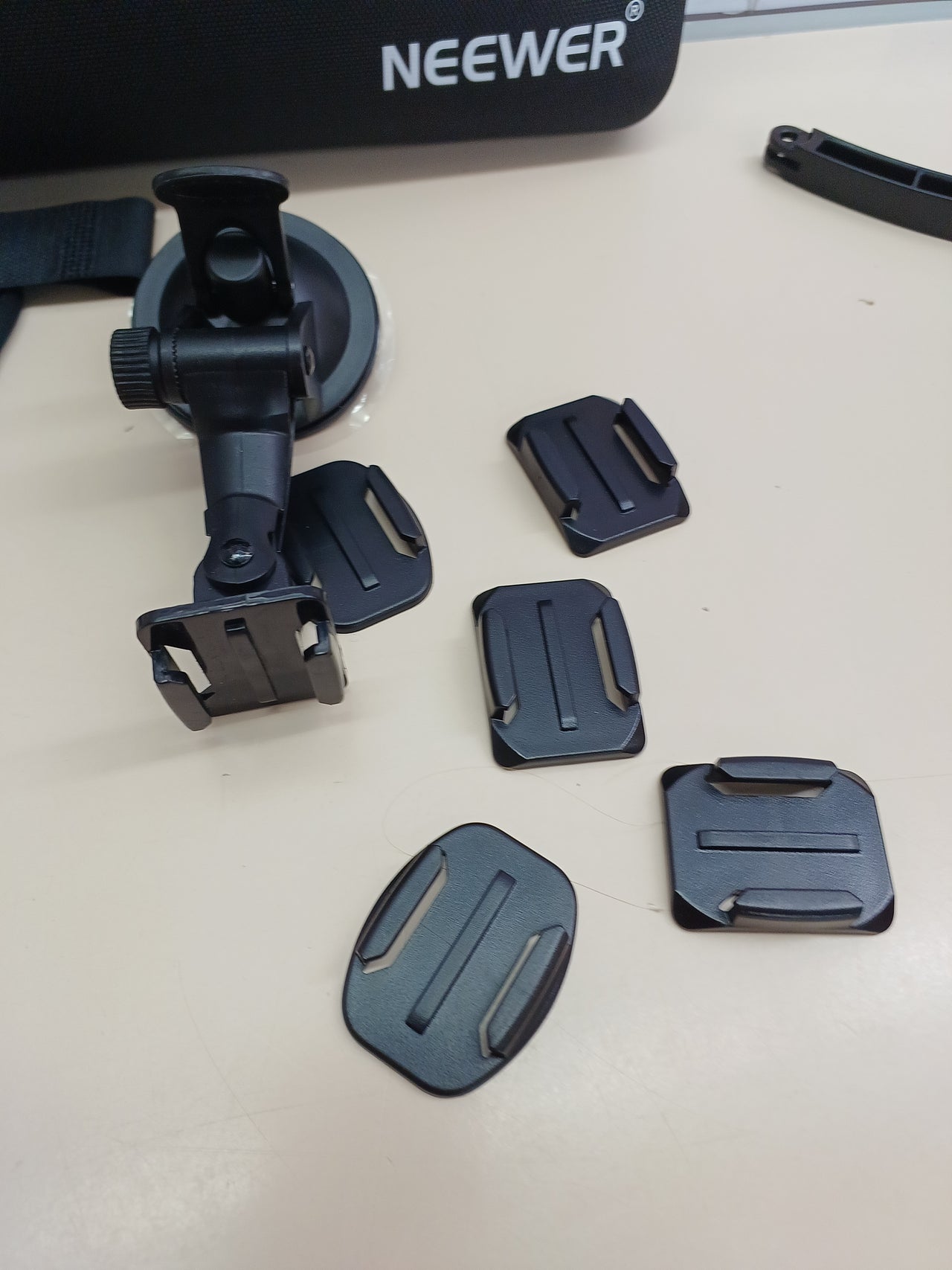 Kit Accesorios Cámara Acción 50 en 1 NEEWER