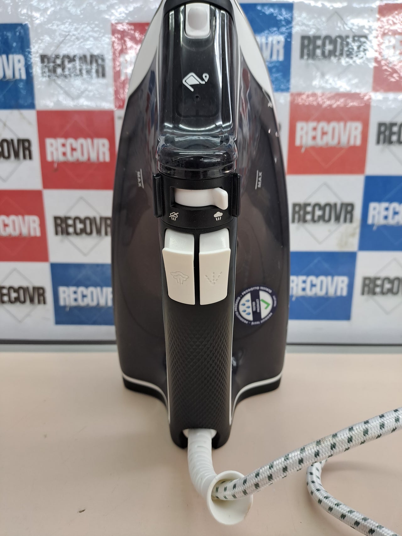 Plancha vapor 2200 W golpe 100 g – Rowenta