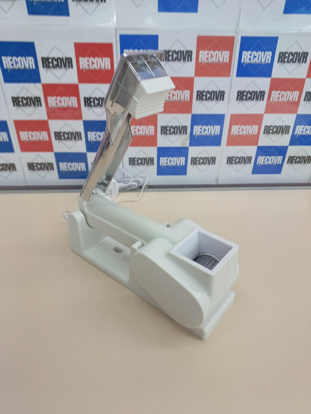 Rallador Inalámbrico Acero 1500mAh Blanco Ariete.