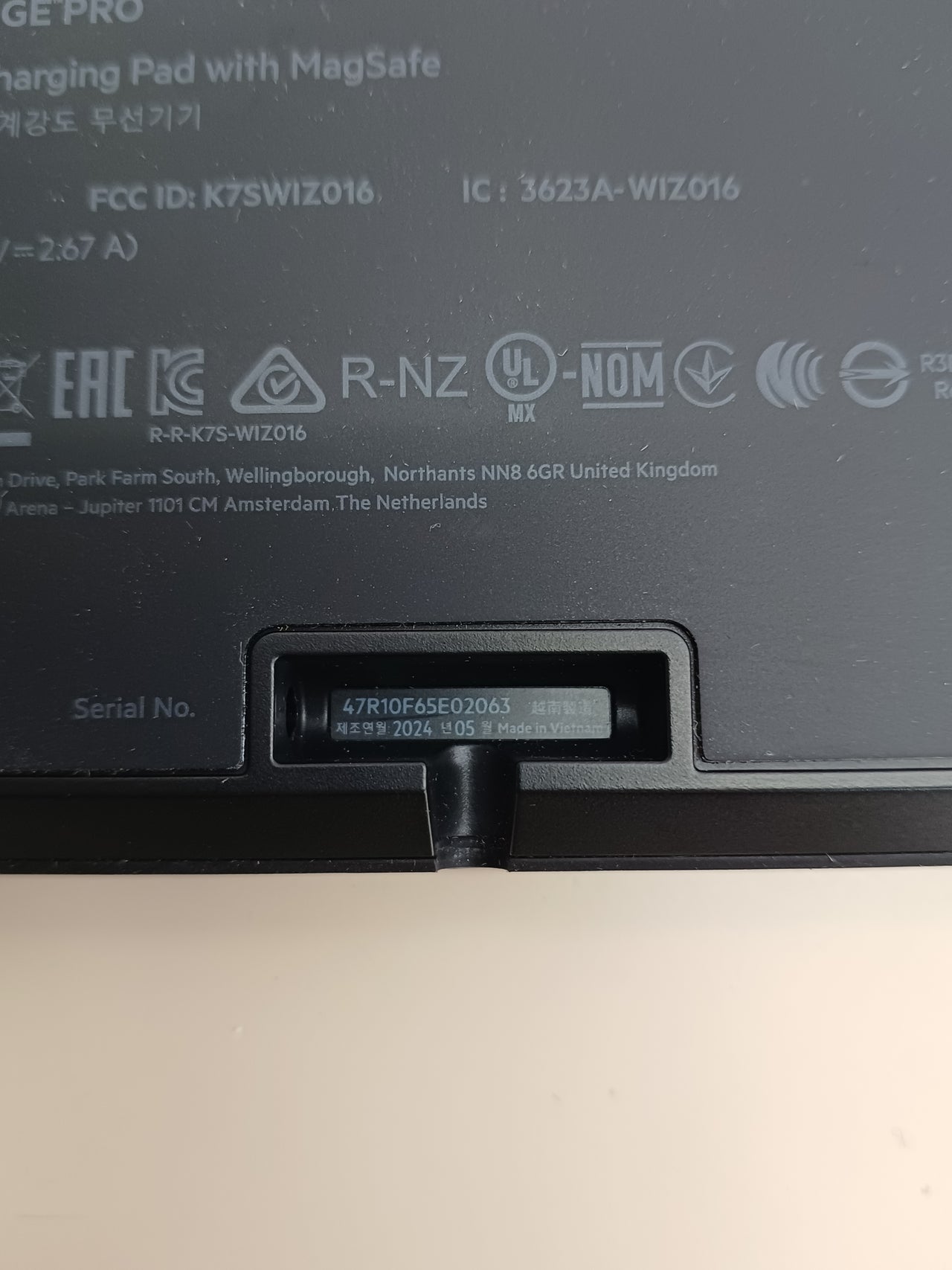 Cargador MagSafe 3 en 1 rápido y portátil - Belkin