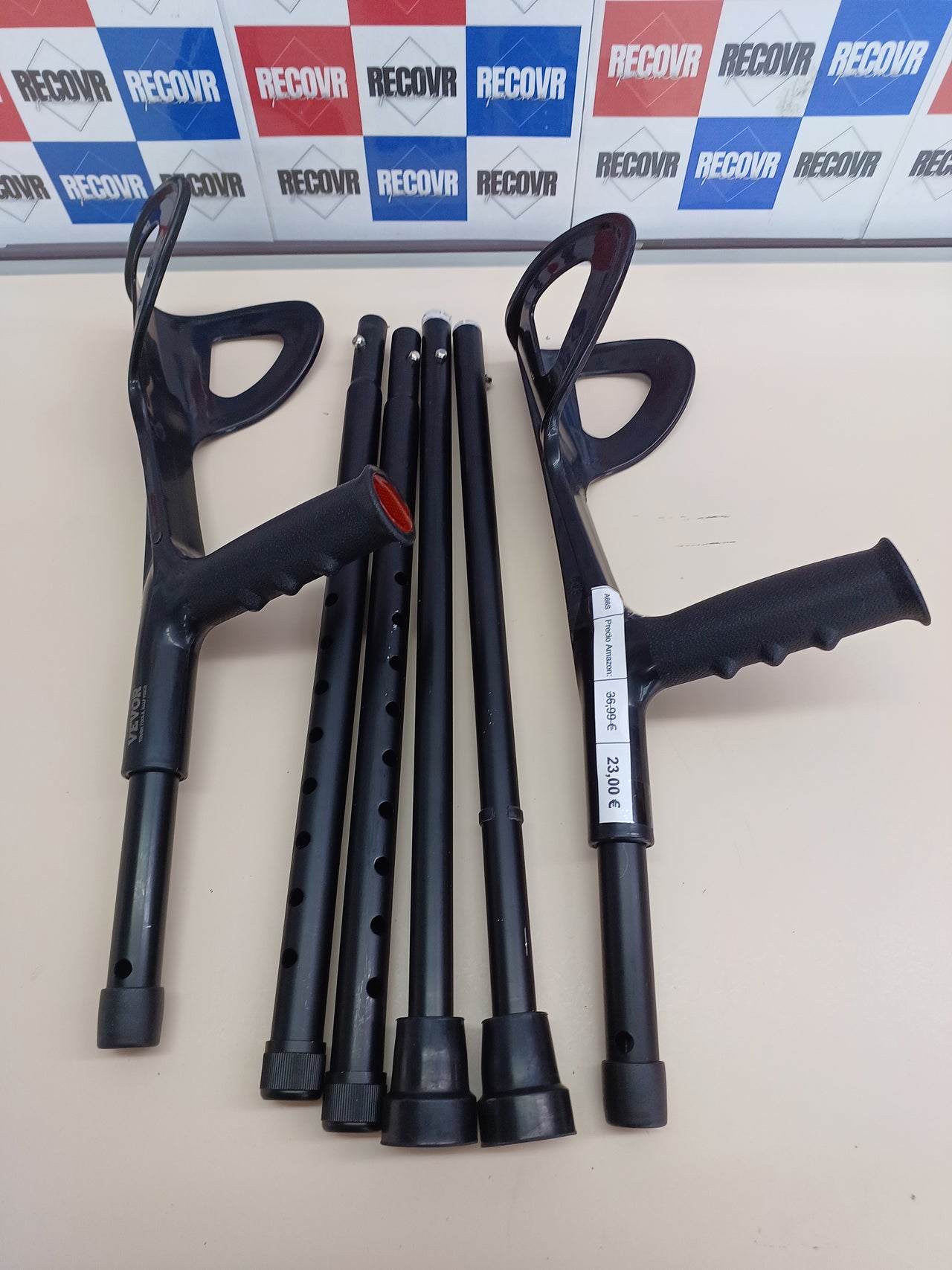 VEVOR Muletas de Antebrazo para Adultos Plegables con Altura Ajustable de 10 Niveles, con Puño Abierto para Cirugía de Lesiones en las Piernas para Discapacitados, 1 Par, 175 x 125 x (962-1192) mm