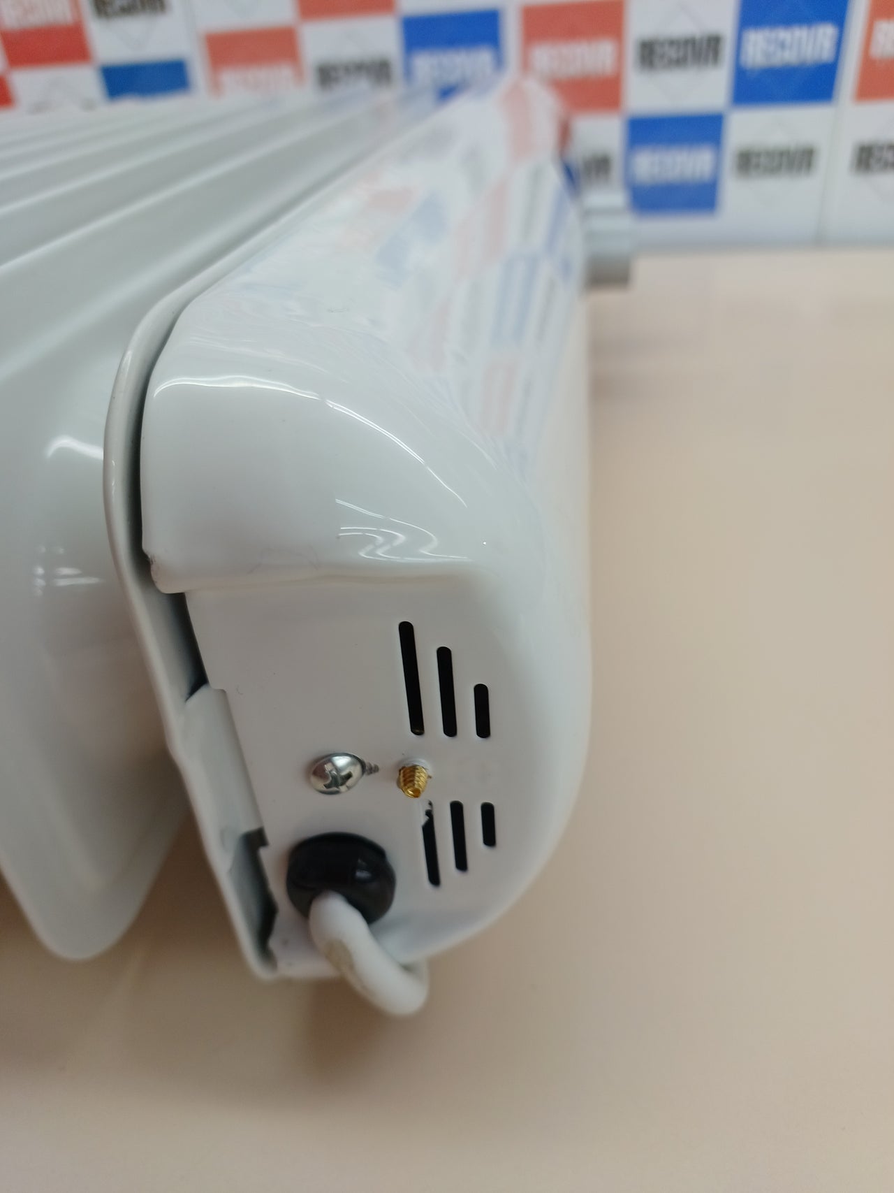 Radiador aceite 2000W 9 módulos bajo consumo - Cecotec