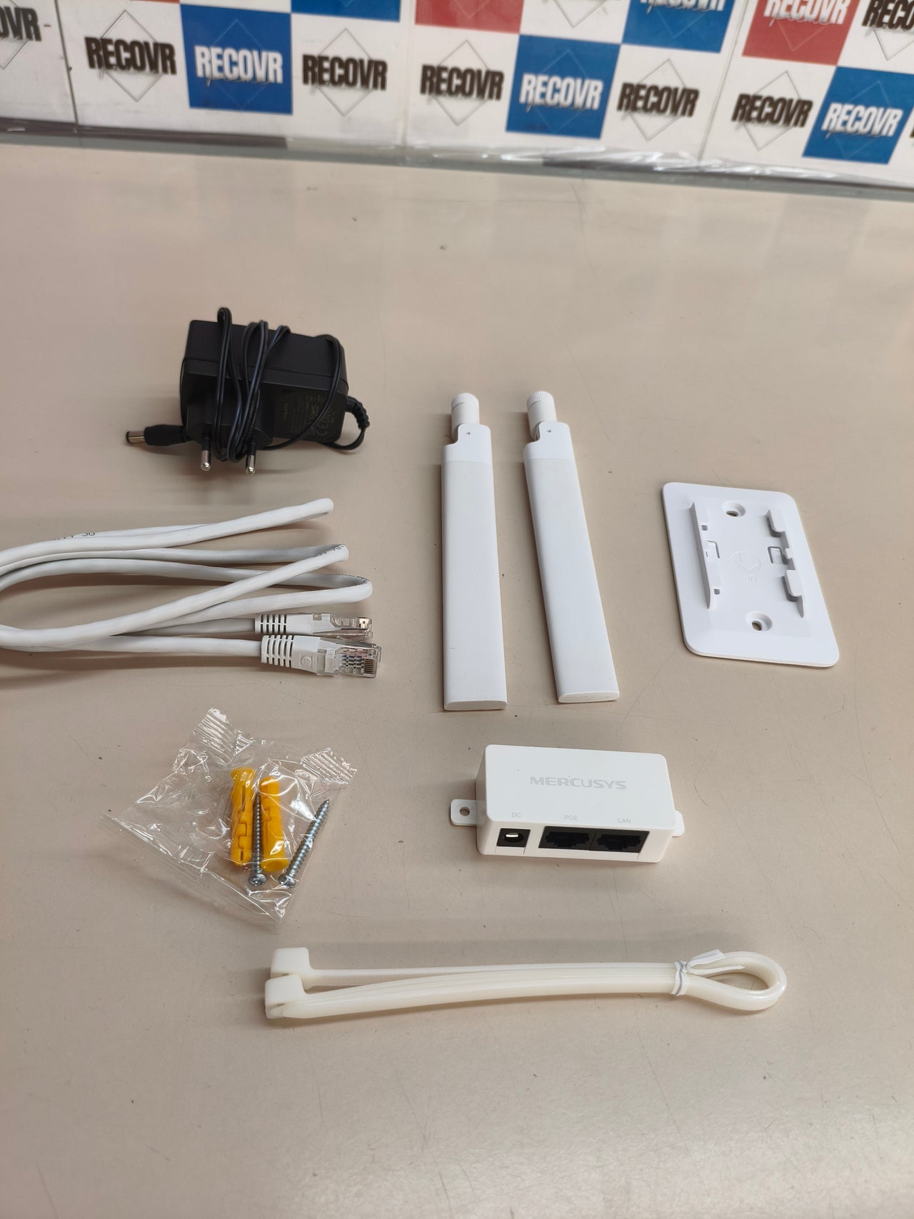Mercusys MB118-4G, router 4G LTE exterior, SIM, N300, IP65