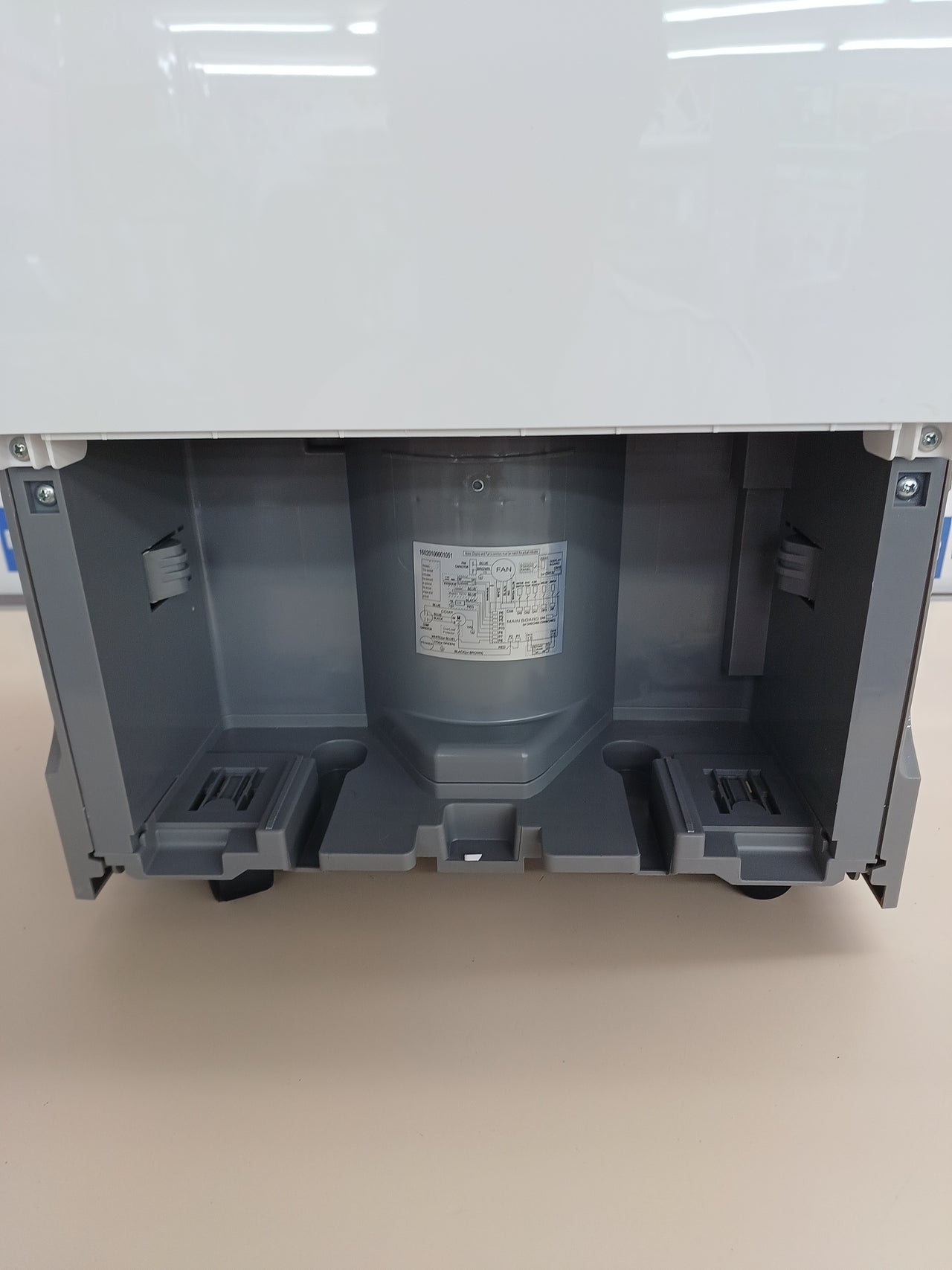 Deshumidificador COMFEE’ 30L 80m2/200m3 silencioso bajo consumo