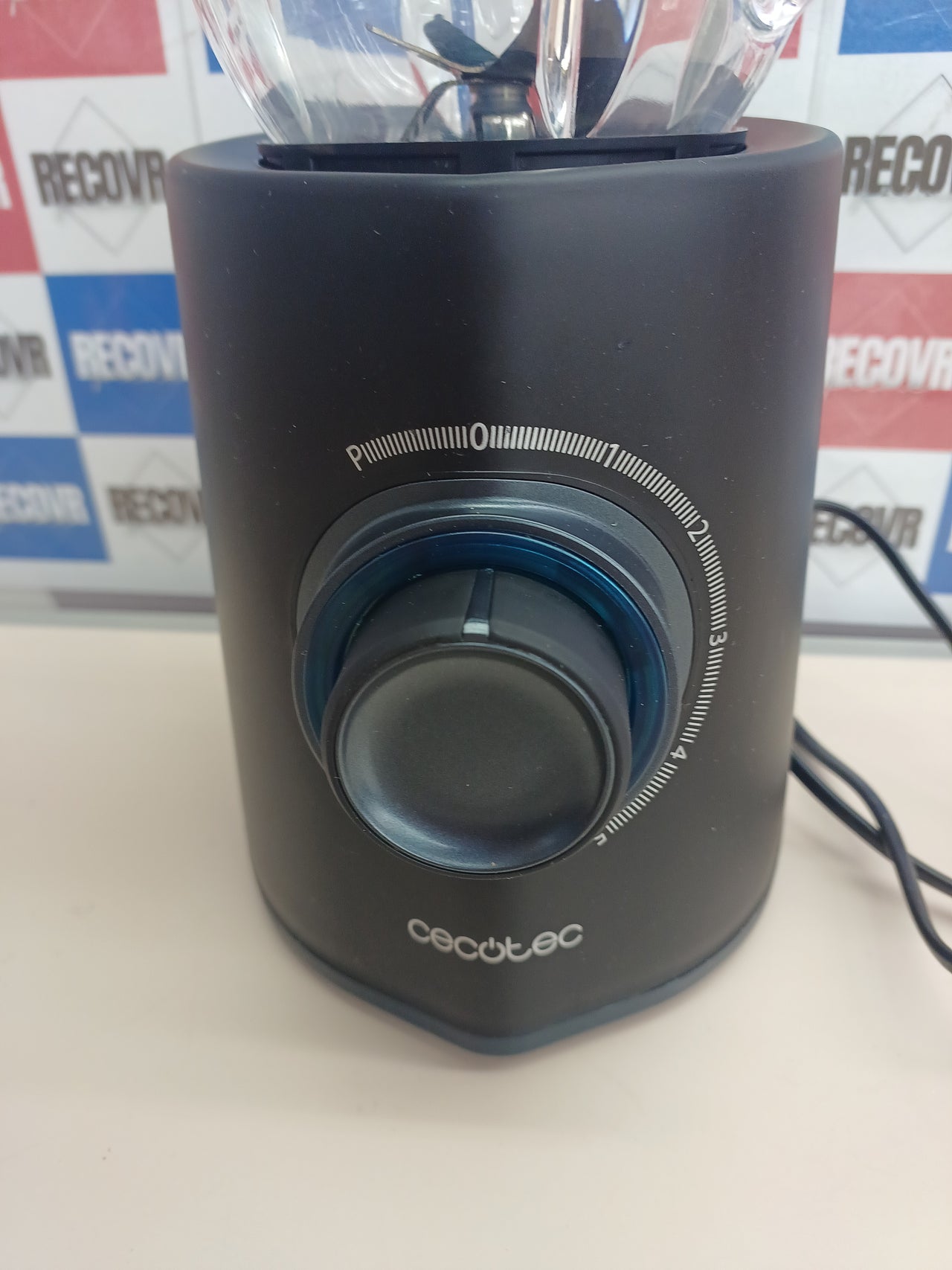 Batidora de vaso 2300W 1,5L titanio negro Cecotec