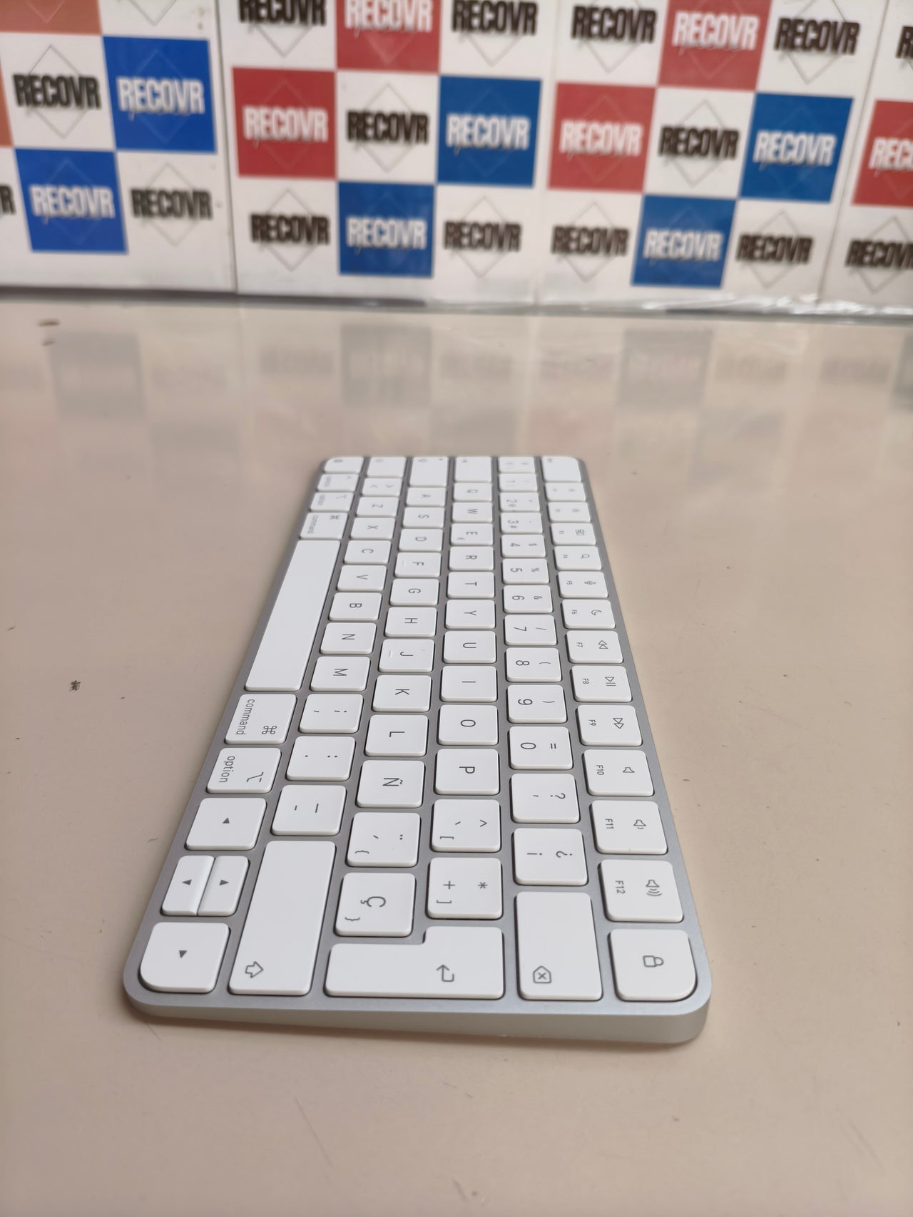 Apple Magic Keyboard, teclado español