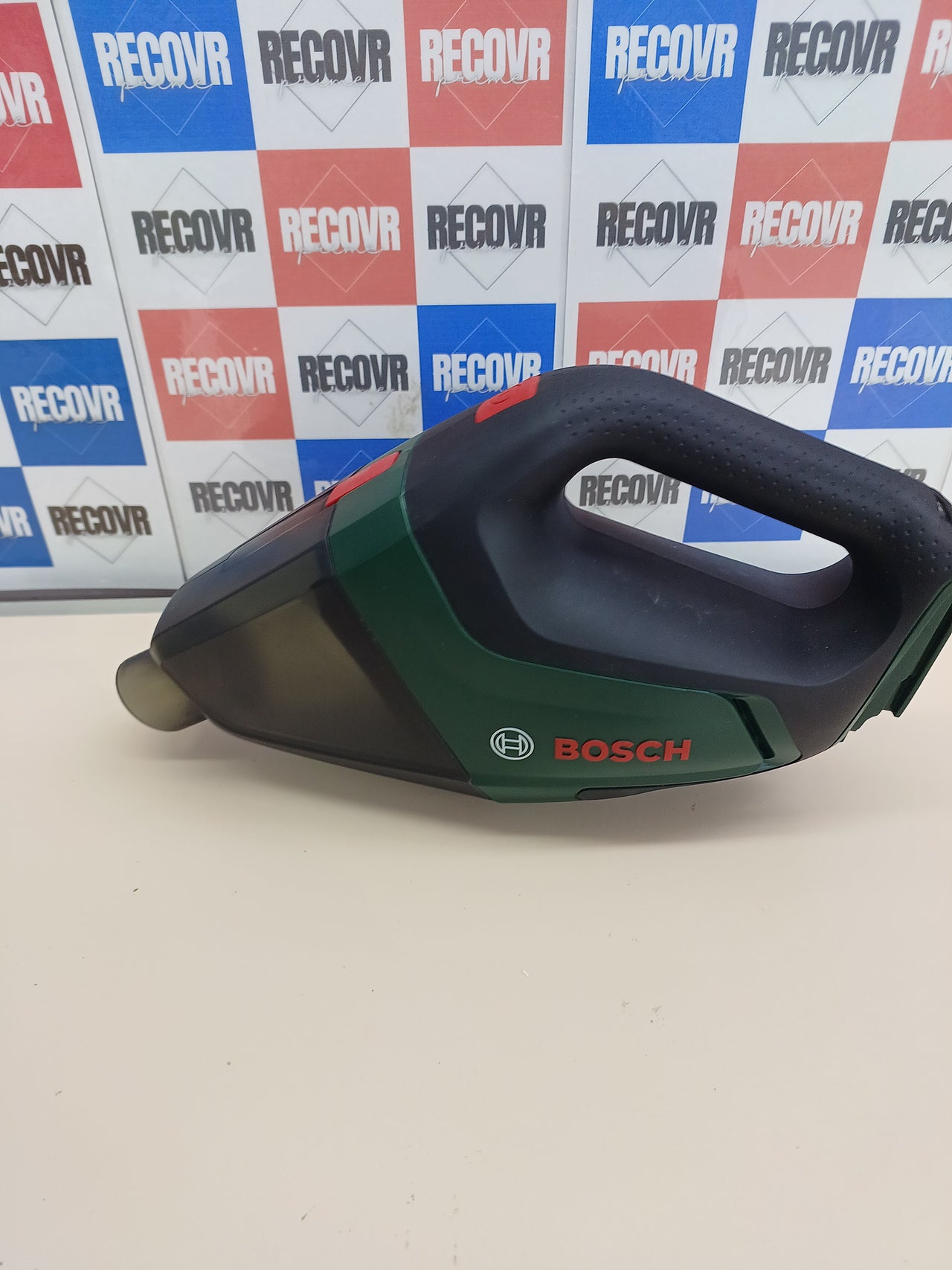 Aspirador batería 18V compacto y versátil BOSCH
